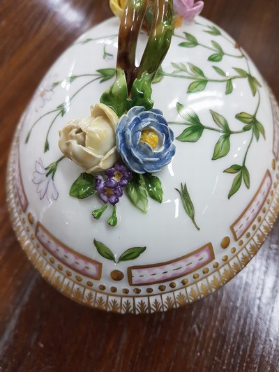 27052573d - Deckeldose/Deckelsauciere, Royal, Copenhagen, Flora Danica, Cerastium alpinum Vahl, ...