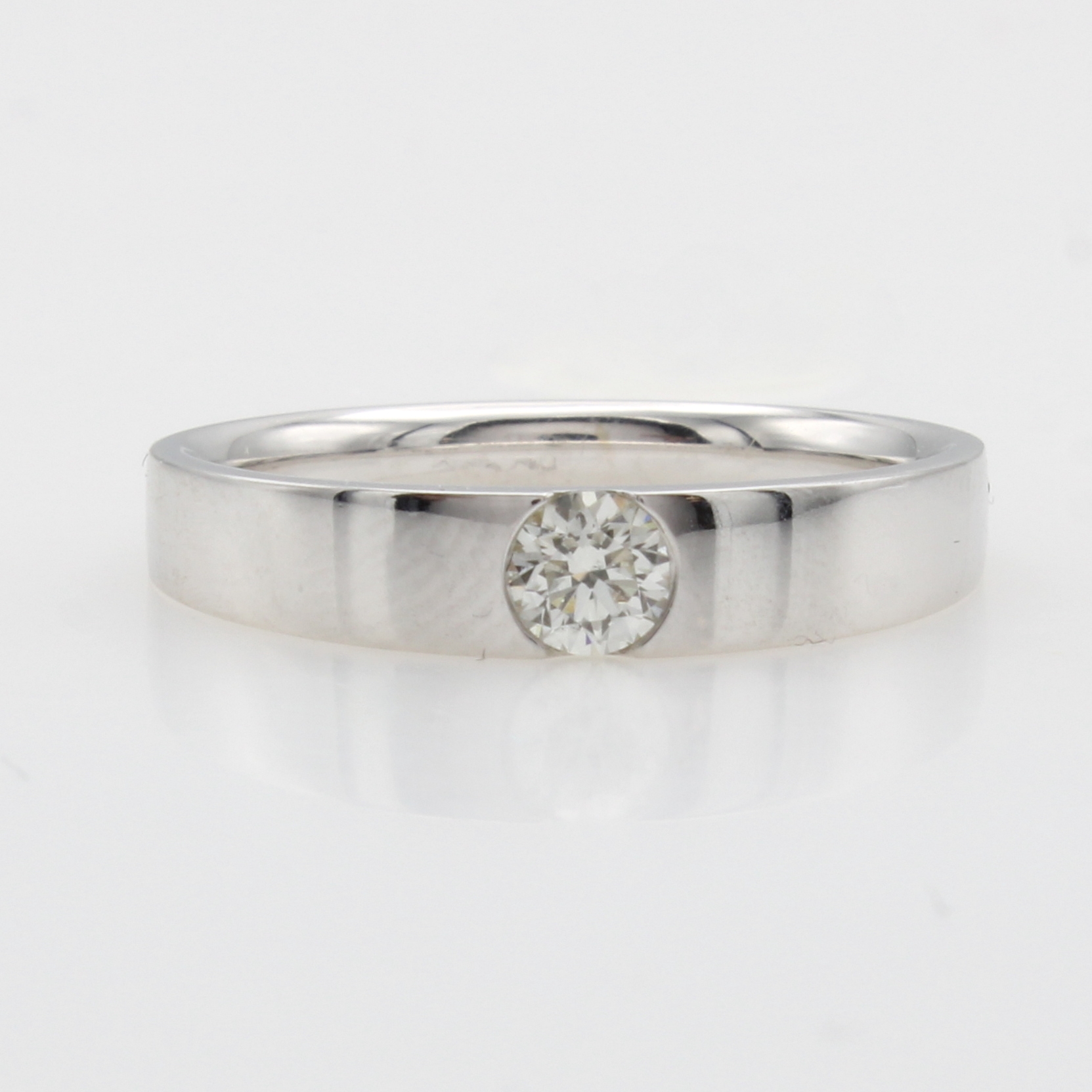 Image 27052601 - Bandring mit Brillantsolitär, WG 585/000, Brill. ca. 0.25 ct Weiß/si, RW ca. 56 ...