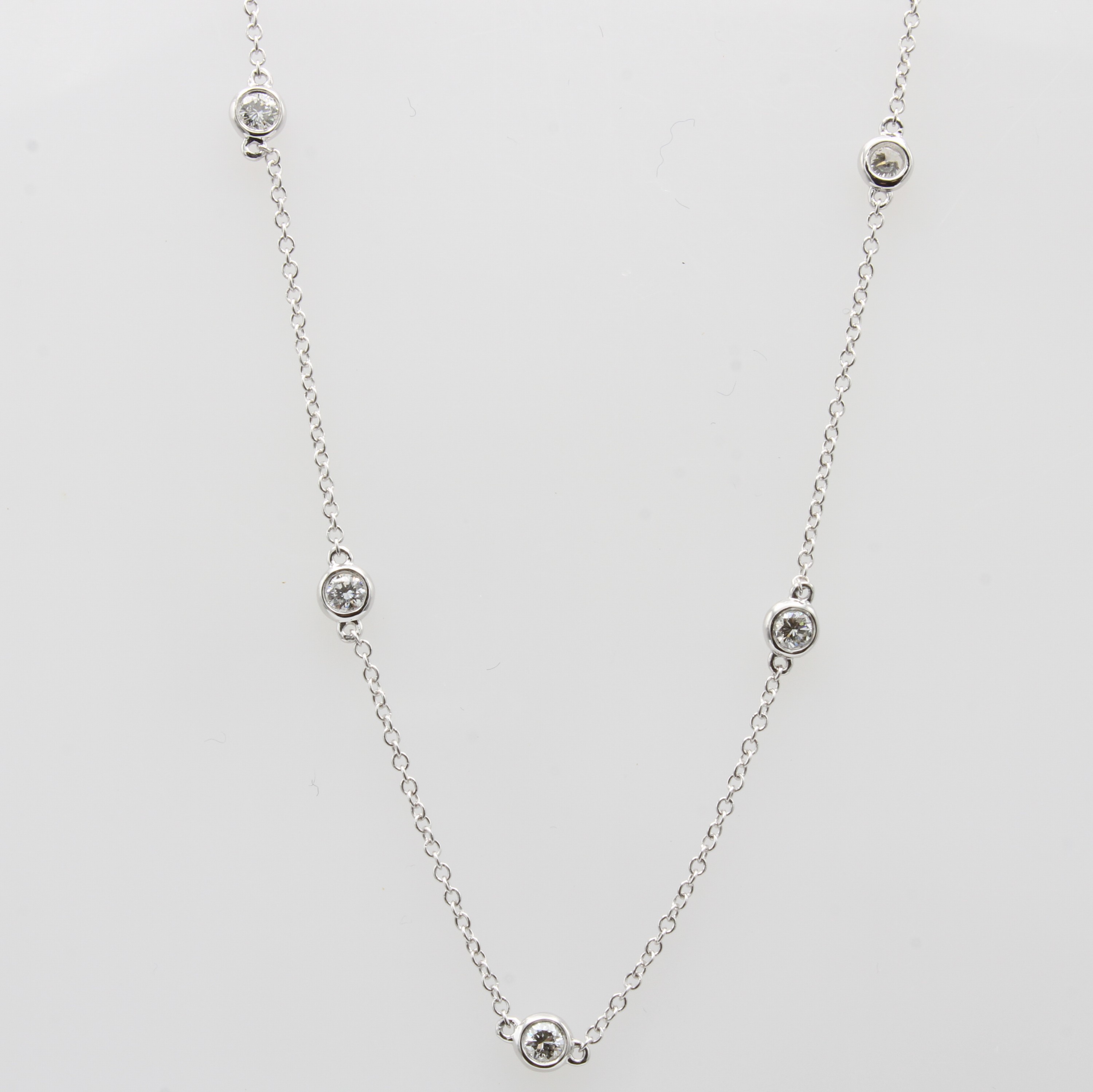 Image 27052624 - Kette mit Brillanten, WG 750/000, 12 Brill. in Kette integriert zus. ca. 0.68 ct feines ...