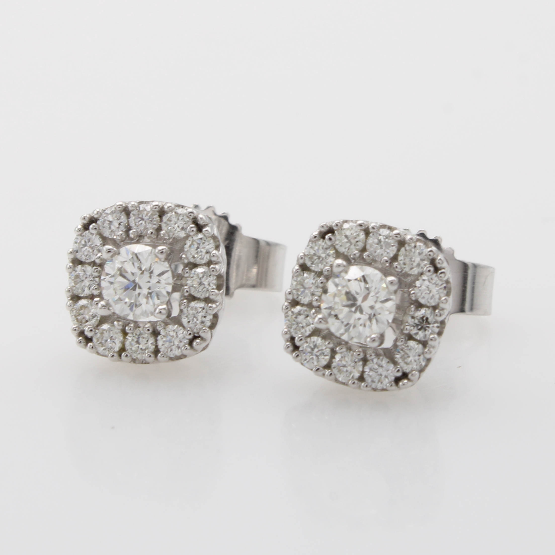 Image 27052648 - Paar Ohrstecker mit Brillanten, WG 585/ 000, quadratische Form, 26 Brill. zus. ca. 0.50 ...