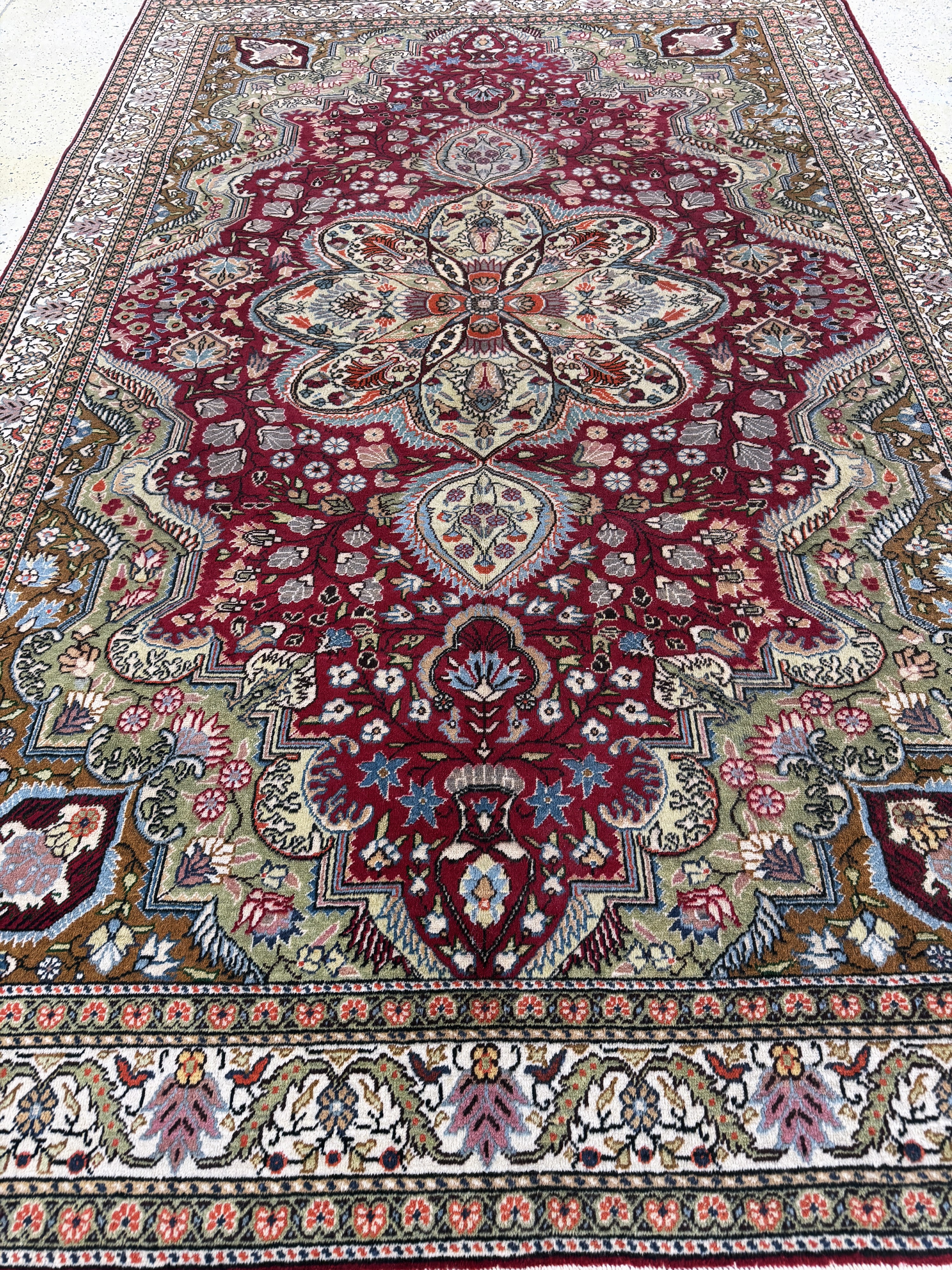 Detail f: Kayseri, Türkei, Ende 20.Jhd, Wolle auf Baumwolle, ca. 300 x 200 cm, EHZ:(nahezu neuwertig)