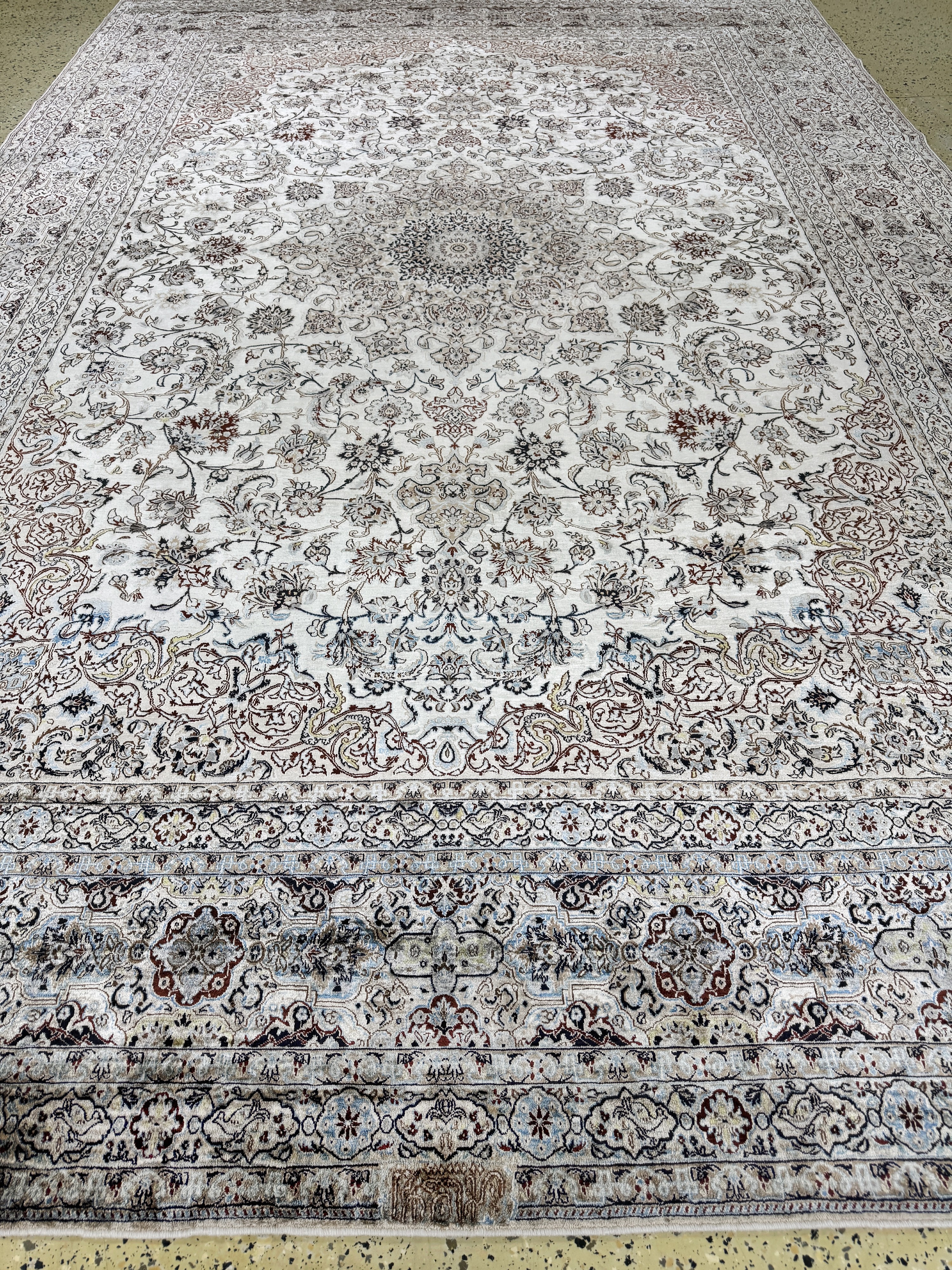 Image 27052699 - Seltener Seiden Nain Persien, signiert´Habibian´, Mitte 20.Jhd, reine Naturseide, ca. ...