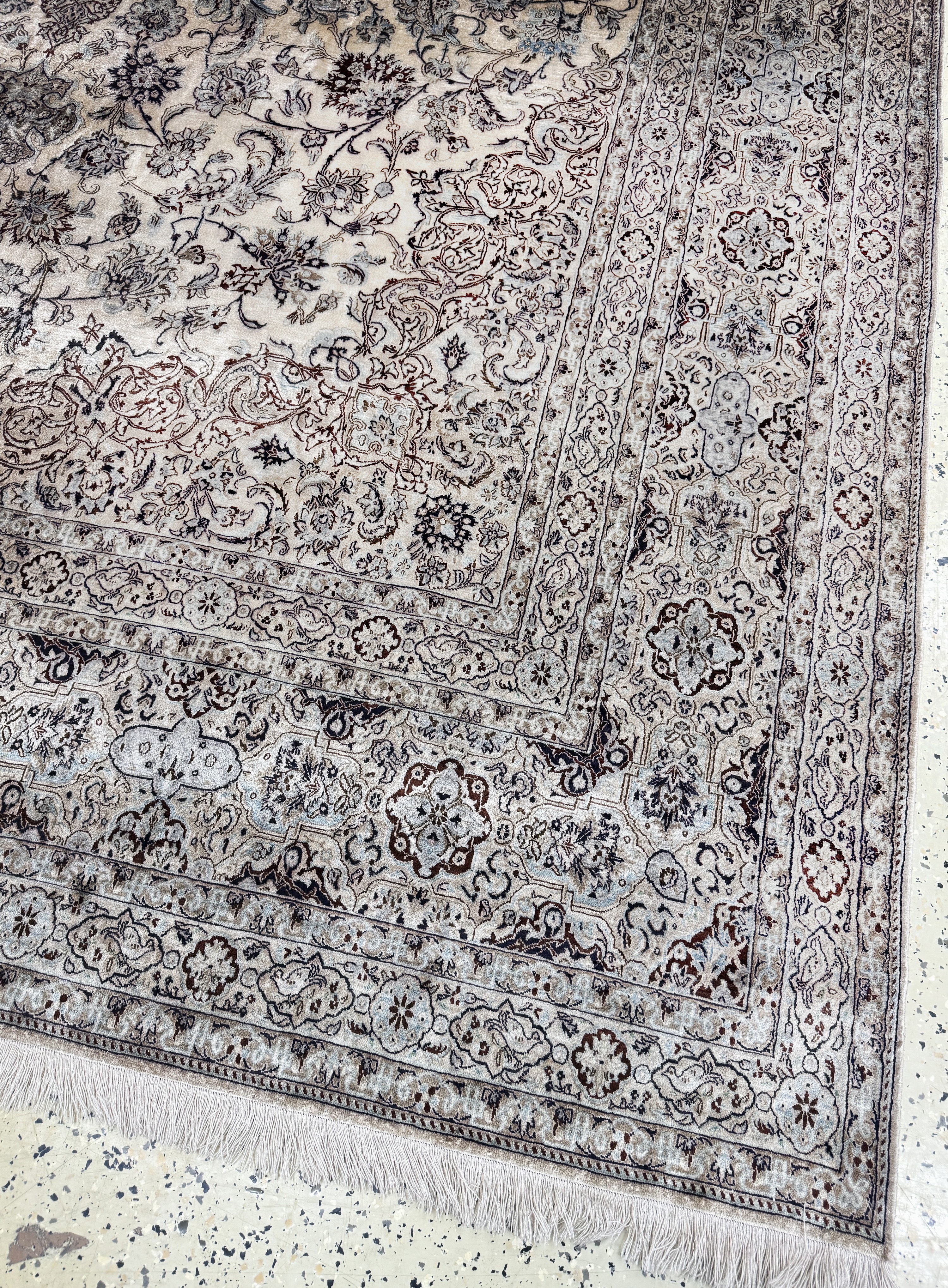 Detail a: Seltener Seiden Nain Persien, signiert"Habibian", Mitte 20.Jhd, reine Naturseide, ca. 390 x 254 cm, ca. 1,0 Mio. Kn/qm, gereinigt, EHZ: 2