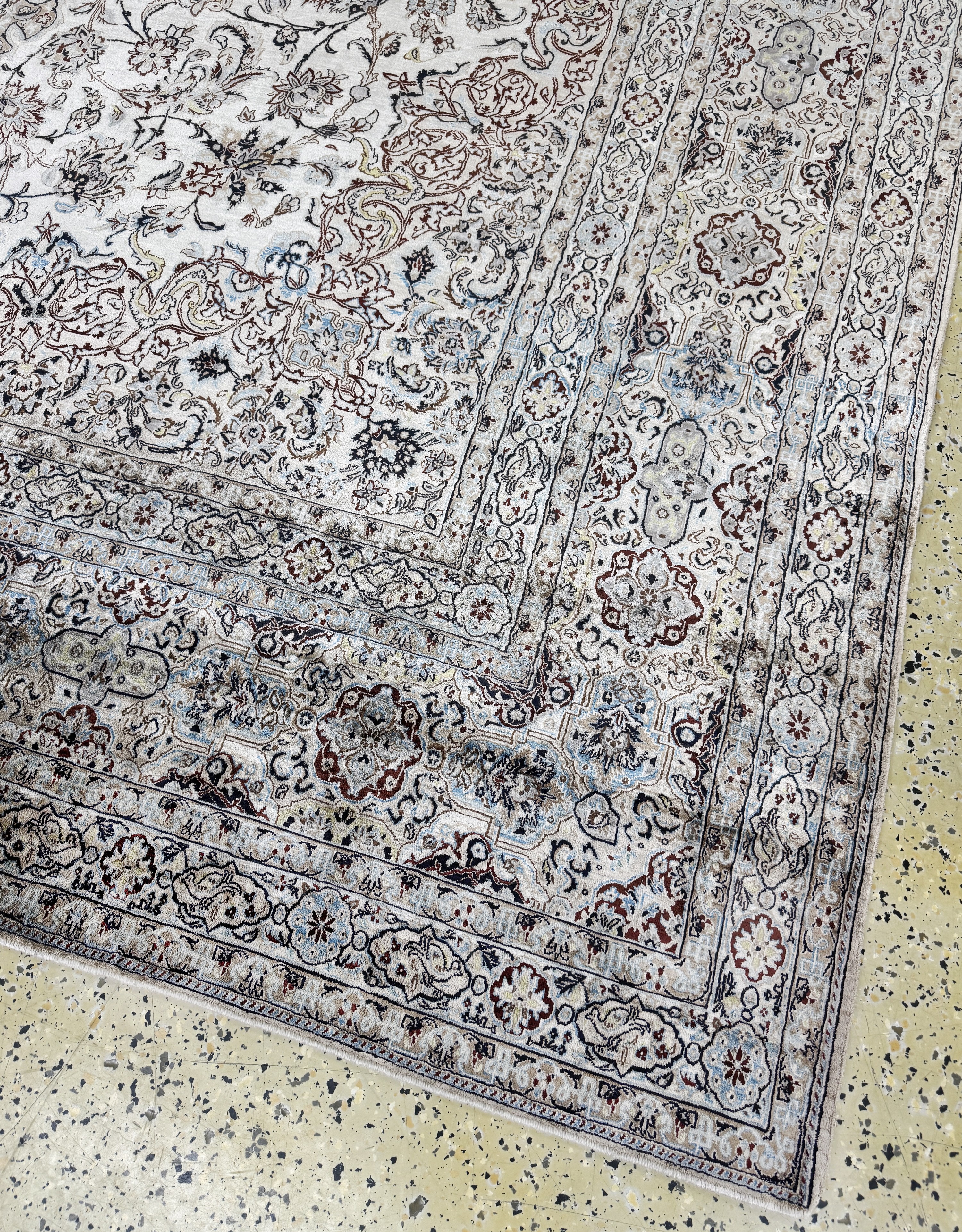 Detail i: Seltener Seiden Nain Persien, signiert"Habibian", Mitte 20.Jhd, reine Naturseide, ca. 390 x 254 cm, ca. 1,0 Mio. Kn/qm, gereinigt, EHZ: 2