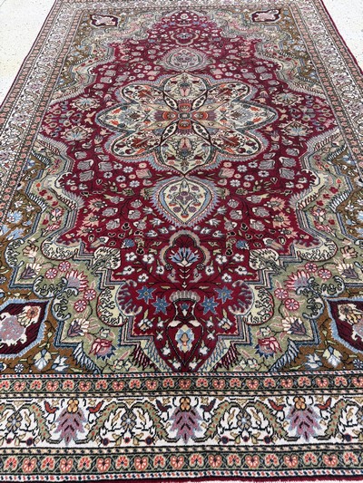 27052683f - Kayseri, Türkei, Ende 20.Jhd, Wolle auf Baumwolle, ca. 300 x 200 cm, EHZ:(nahezu ...