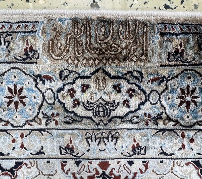 27052699j - Seltener Seiden Nain Persien, signiert´Habibian´, Mitte 20.Jhd, reine Naturseide, ca. ...