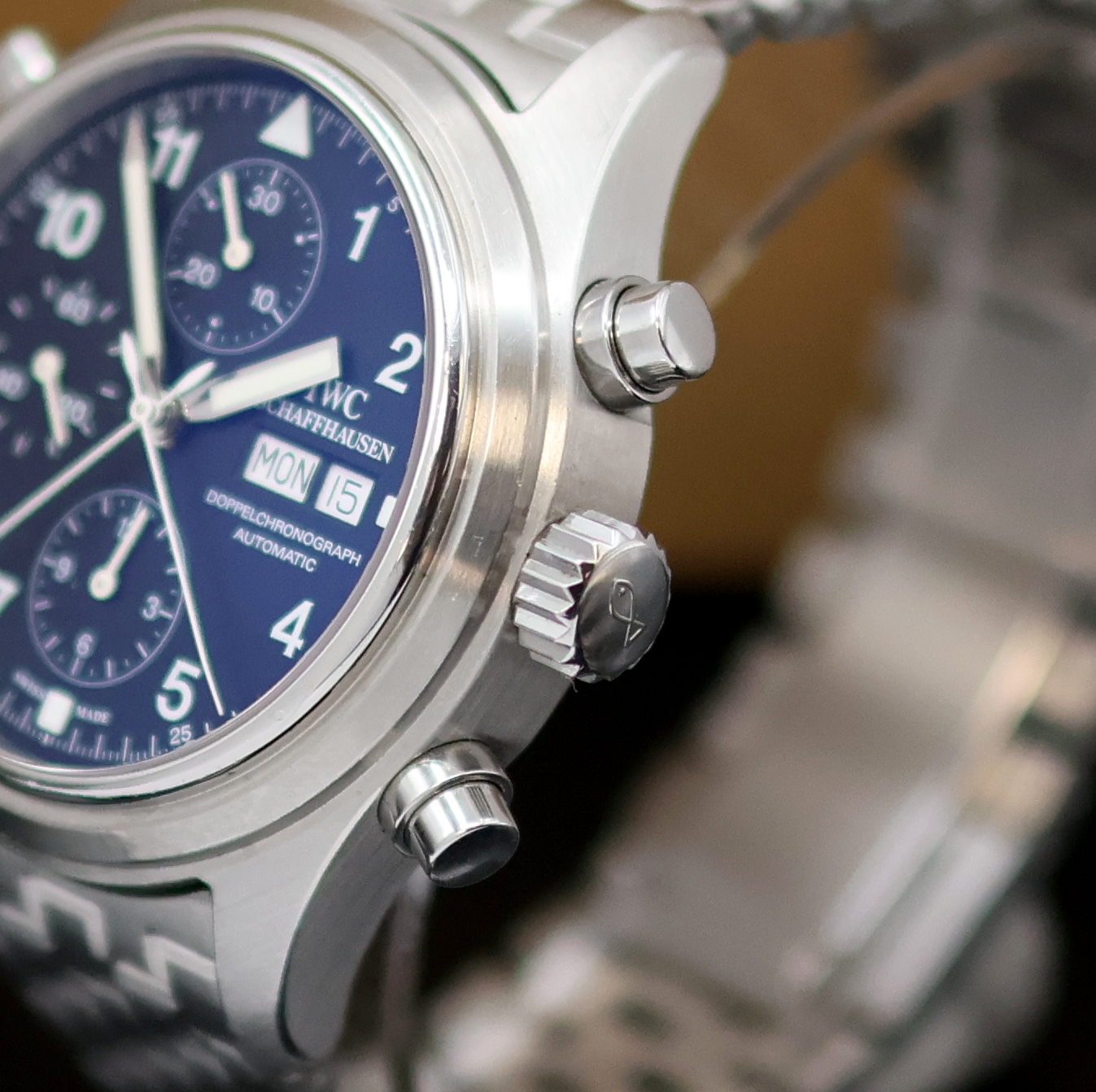 Detail c: IWC Herrenarmbanduhr "Der Doppelchronograph" Referenz 3713, Automatik, Schweiz um 2005, Edelstahlgeh. inkl. Gliederband m. Faltschließe, ...
