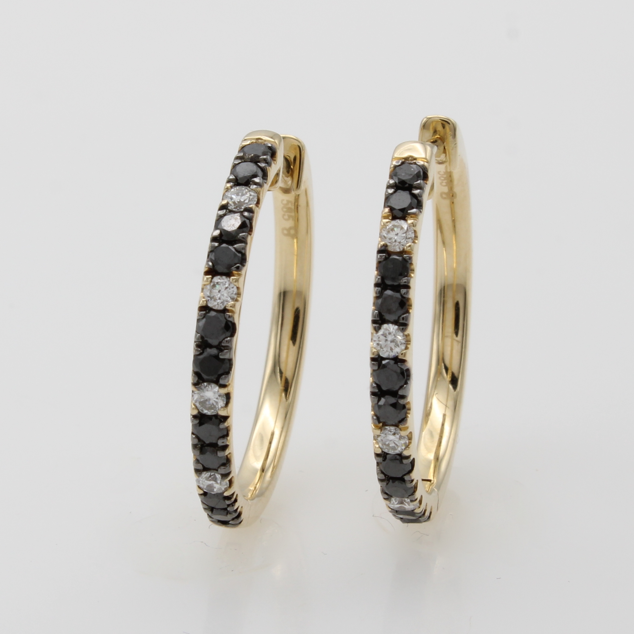 Image 27052750 - Paar Klappcreolen mit Brillanten und Diamanten, GG 585/000, 8 Brill. zus. ca. 0.20 ct ...