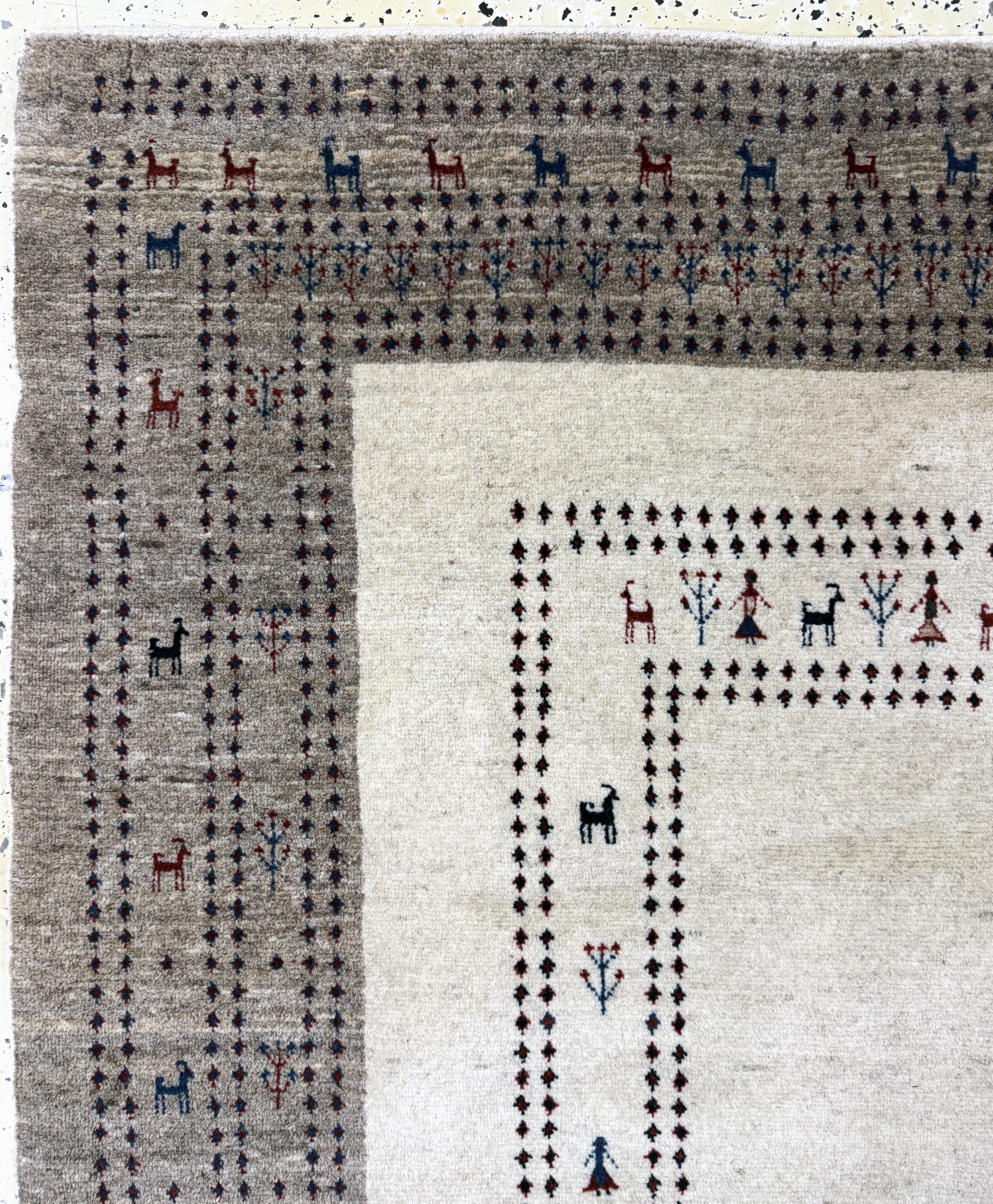 Detail c: Gabbeh fein Loribaft, Persien, Ende 20.Jhd,Wolle auf Wolle, ca. 200 x 130 cm, EHZ: 1-2