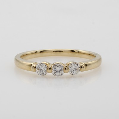 Image Ring mit Brillanten, GG 585/000, 3 Brill. zus. ca. 0.40 ct Weiß/si, RW ca. 60 ...