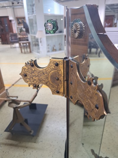 27052716c - Paravent/Klappspiegel, Italien, 20.Jh., mit zwei Seitenteilen, zum aufklappen, ca. 183 x ...