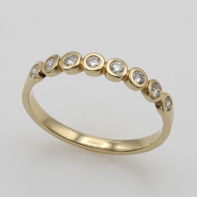 27052719a - Ring mit Brillanten, GG 585/000, 8 Brill. in Zargenf. zus. ca. 0.20 ct Weiß/lupenrein, ...