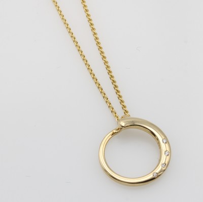 Image Anhänger ´Kreis´ mit Brillanten an Kette, GG 585/000, 4 Brill. zus. ca. 0.02 ct Weiß/ ...