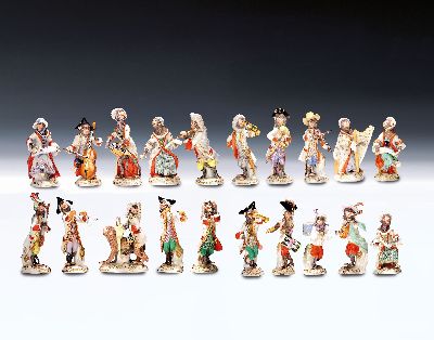 27052753a - Die Affenkapelle, 21 Figuren und Notenständer, Meissen, Entw. J.J. Kaendler 1753/54, ...
