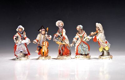 27052753b - Die Affenkapelle, 21 Figuren und Notenständer, Meissen, Entw. J.J. Kaendler 1753/54, ...