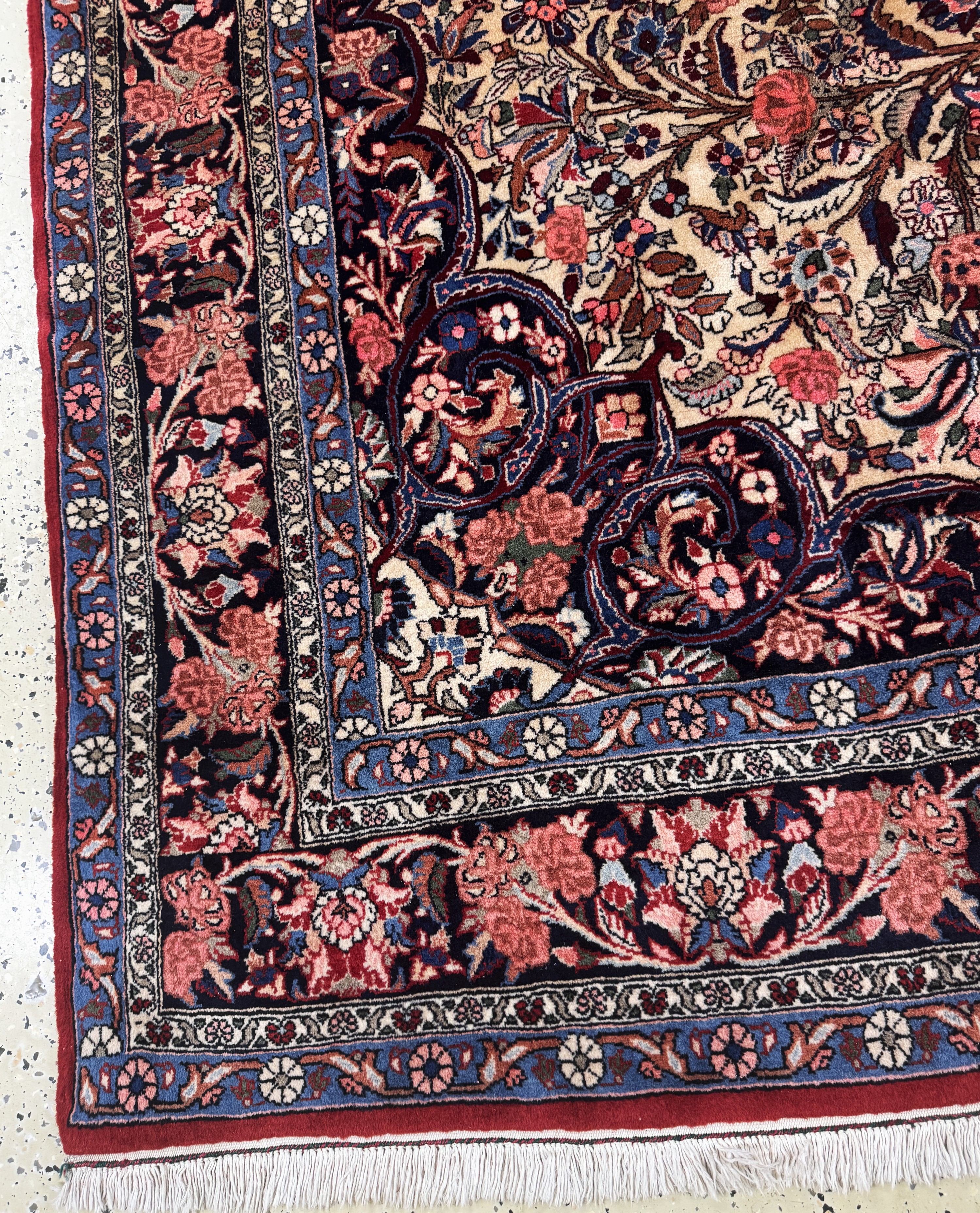 Detail b: Rosenbidjar Kork, Persien, Mitte 20.Jhd, Korkwolle auf Baumwolle, ca. 292 x 225 cm, gereinigt, EHZ: 1-2