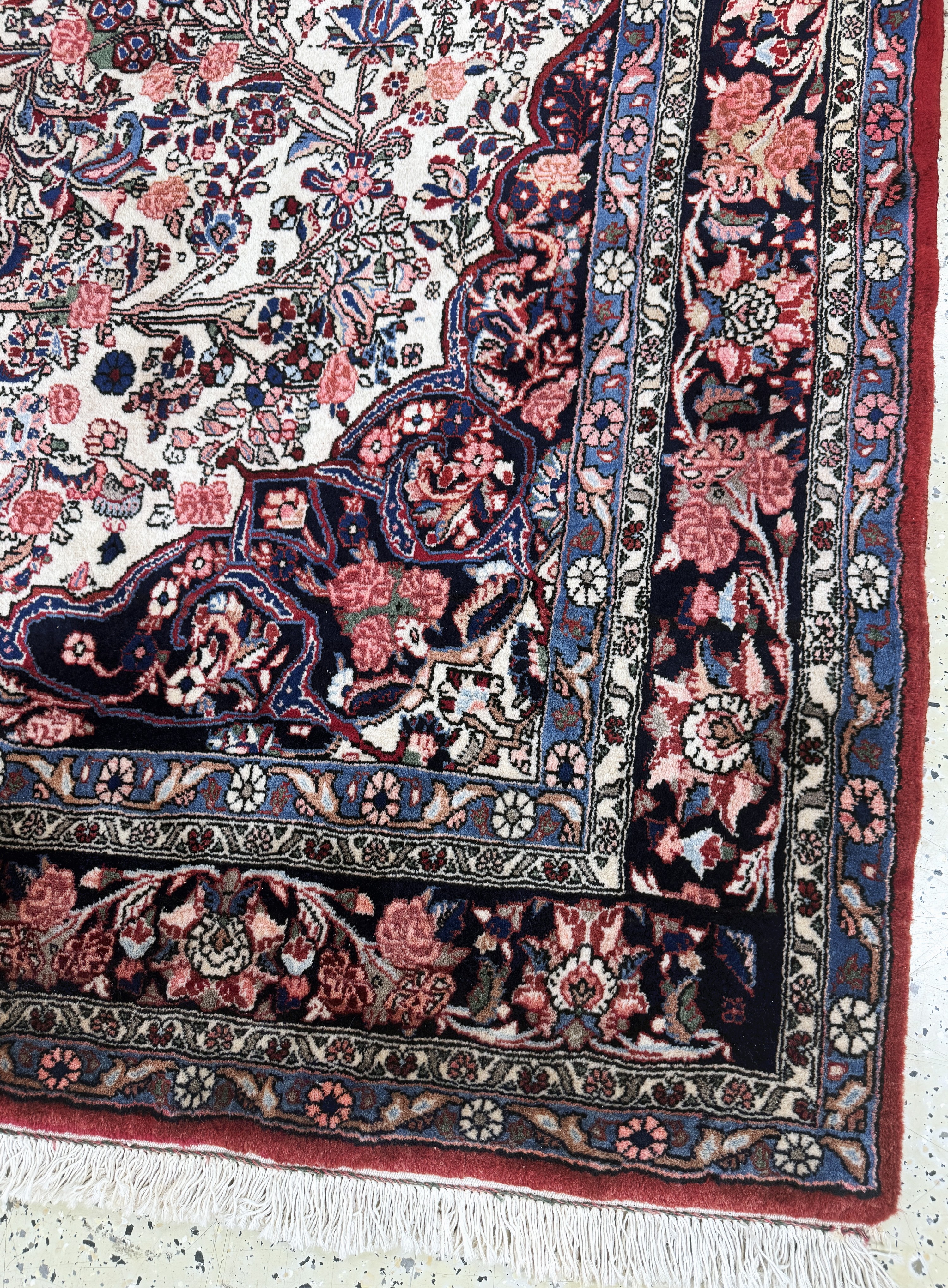 Detail e: Rosenbidjar Kork, Persien, Mitte 20.Jhd, Korkwolle auf Baumwolle, ca. 292 x 225 cm, gereinigt, EHZ: 1-2