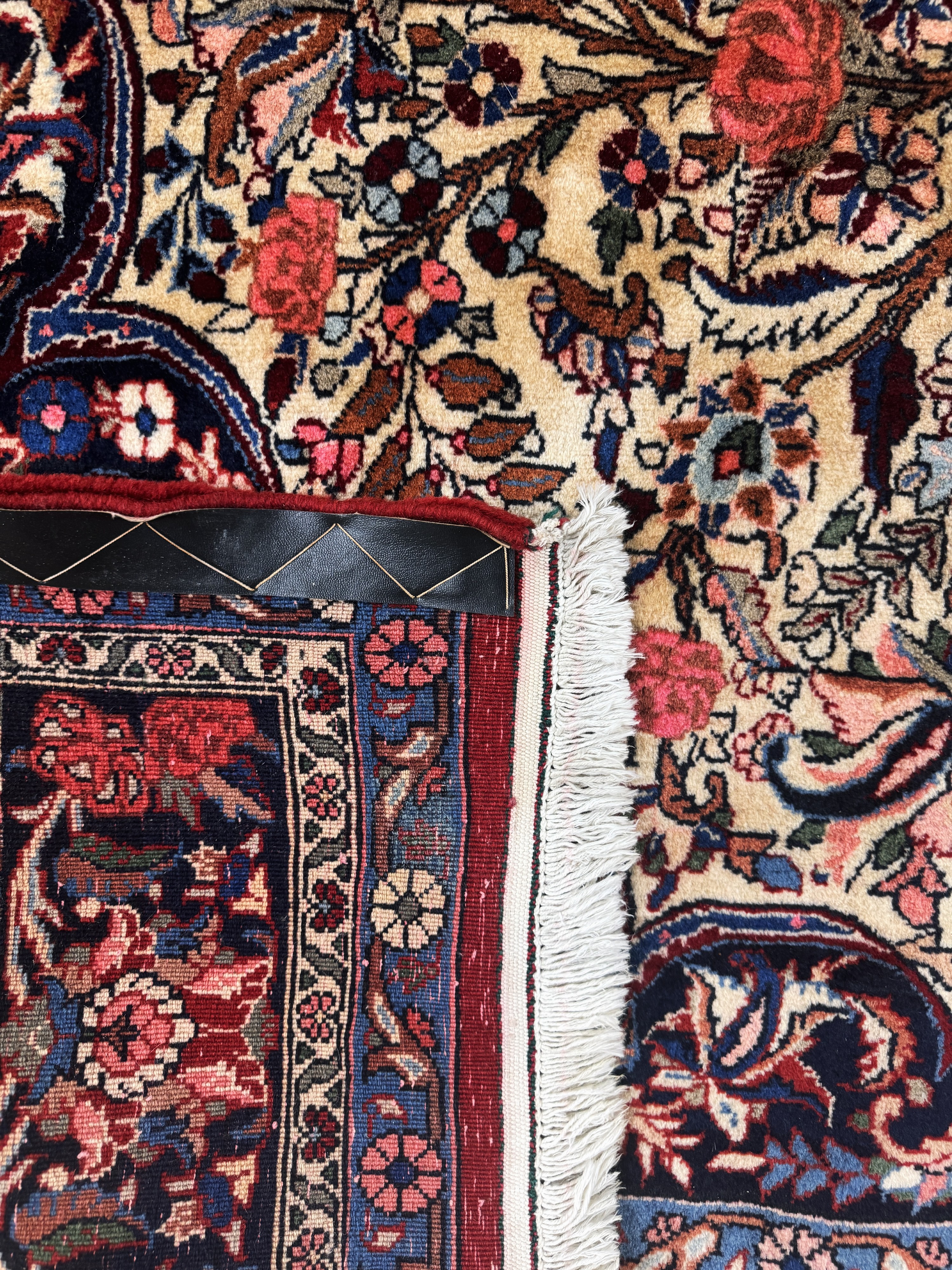 Detail i: Rosenbidjar Kork, Persien, Mitte 20.Jhd, Korkwolle auf Baumwolle, ca. 292 x 225 cm, gereinigt, EHZ: 1-2