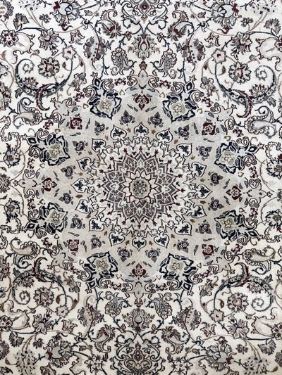 27052940d - Nain, Persien, Ende 20.Jhd, Wolle auf Baumwolle, ca. 395 x 300 cm, EHZ: 2 Schätzpreis: ...