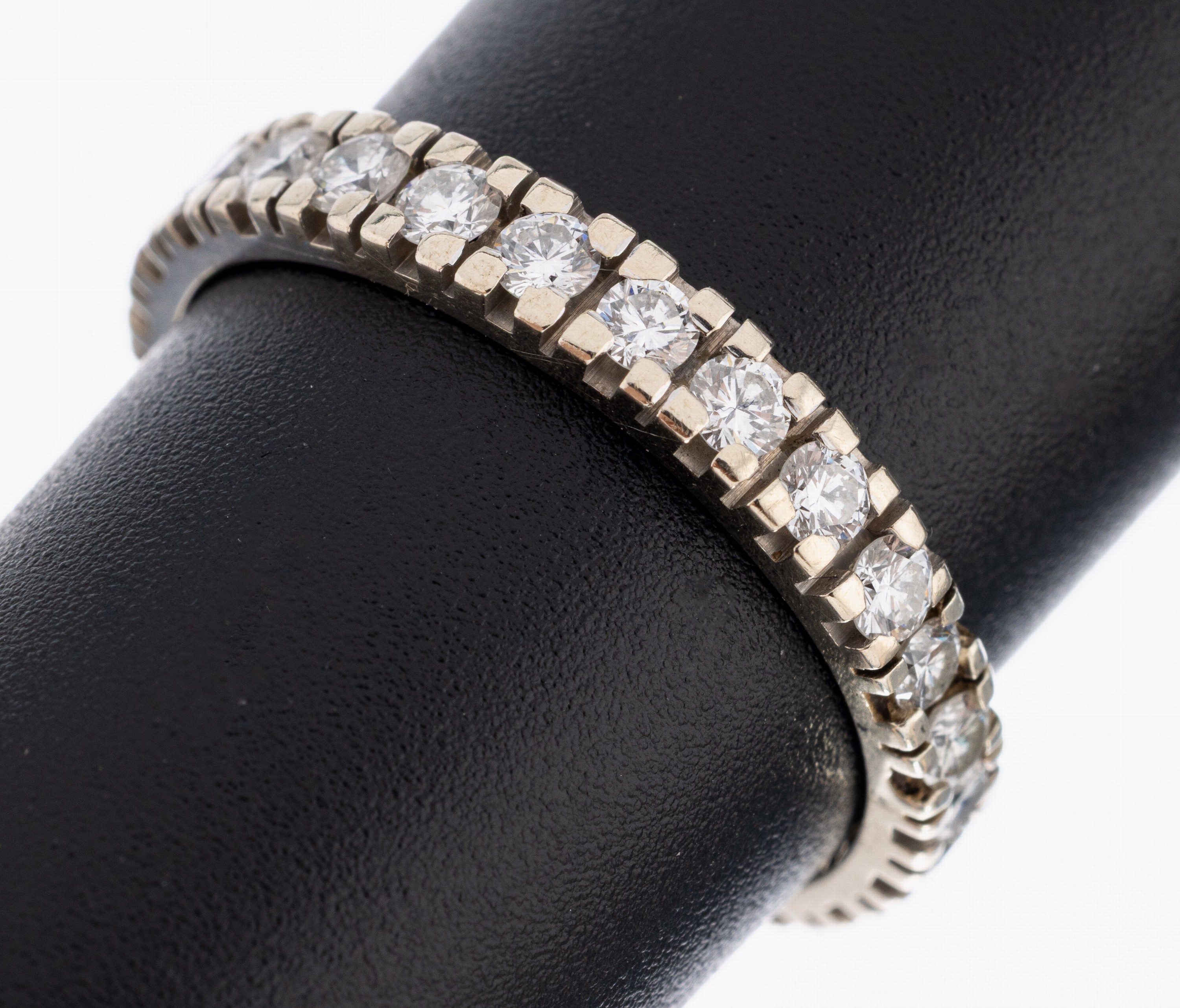 Image 27053041 - 18 kt gold brilliant-memoryring, WG 750/000, 26 brilliants total approx. 1.26 ct ...