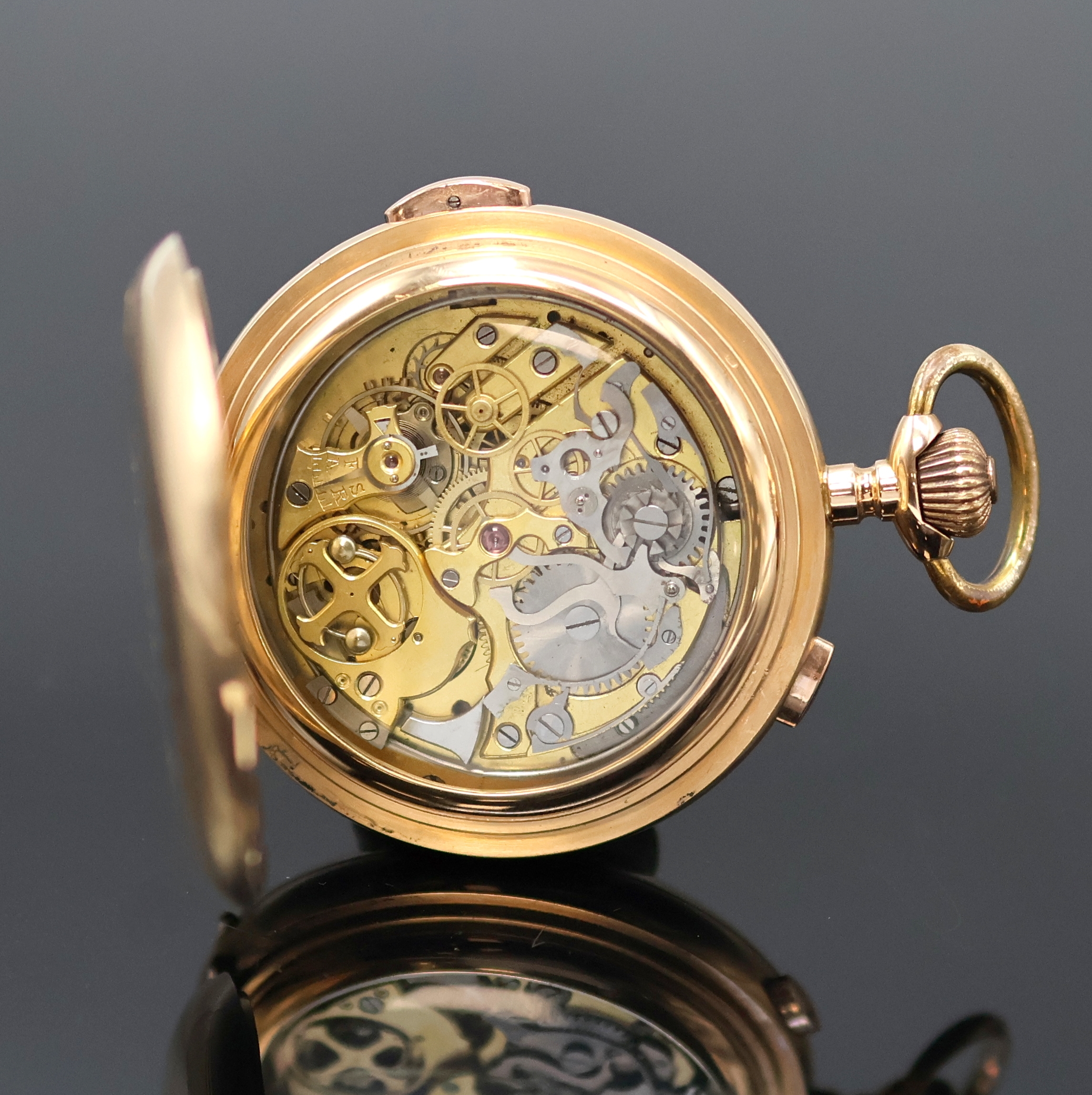 Detail e: Herrensavonette mit Vollkalender, Chronograph und 1/4 Repetition in RG 750/000, Schweiz um 1910, glattes 3-Deckel Goldgeh. l. dell., Cuvette m. ...