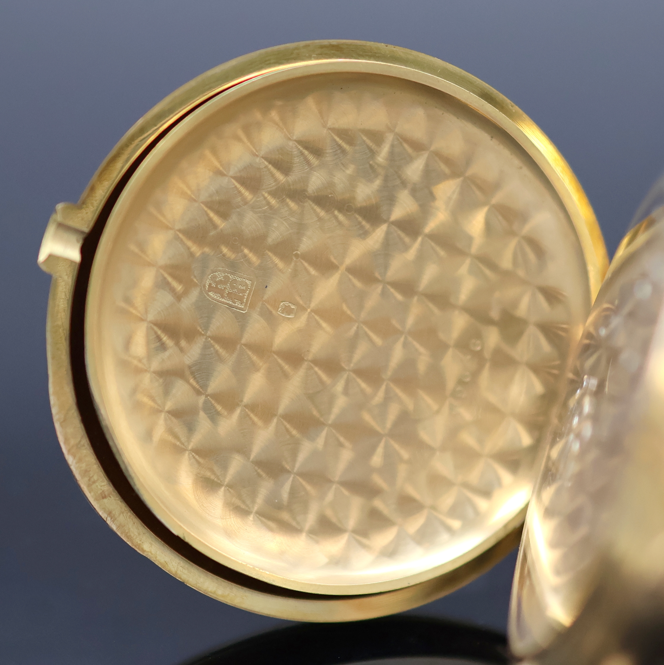 Detail f: CHRONOMETRE PATRIA offene Herrentaschenuhr mit Minutenrepetition in GG 750/000, Schweiz um 1920, großes, guill. 2-Deckel Goldgeh. m. à- Goutte ...