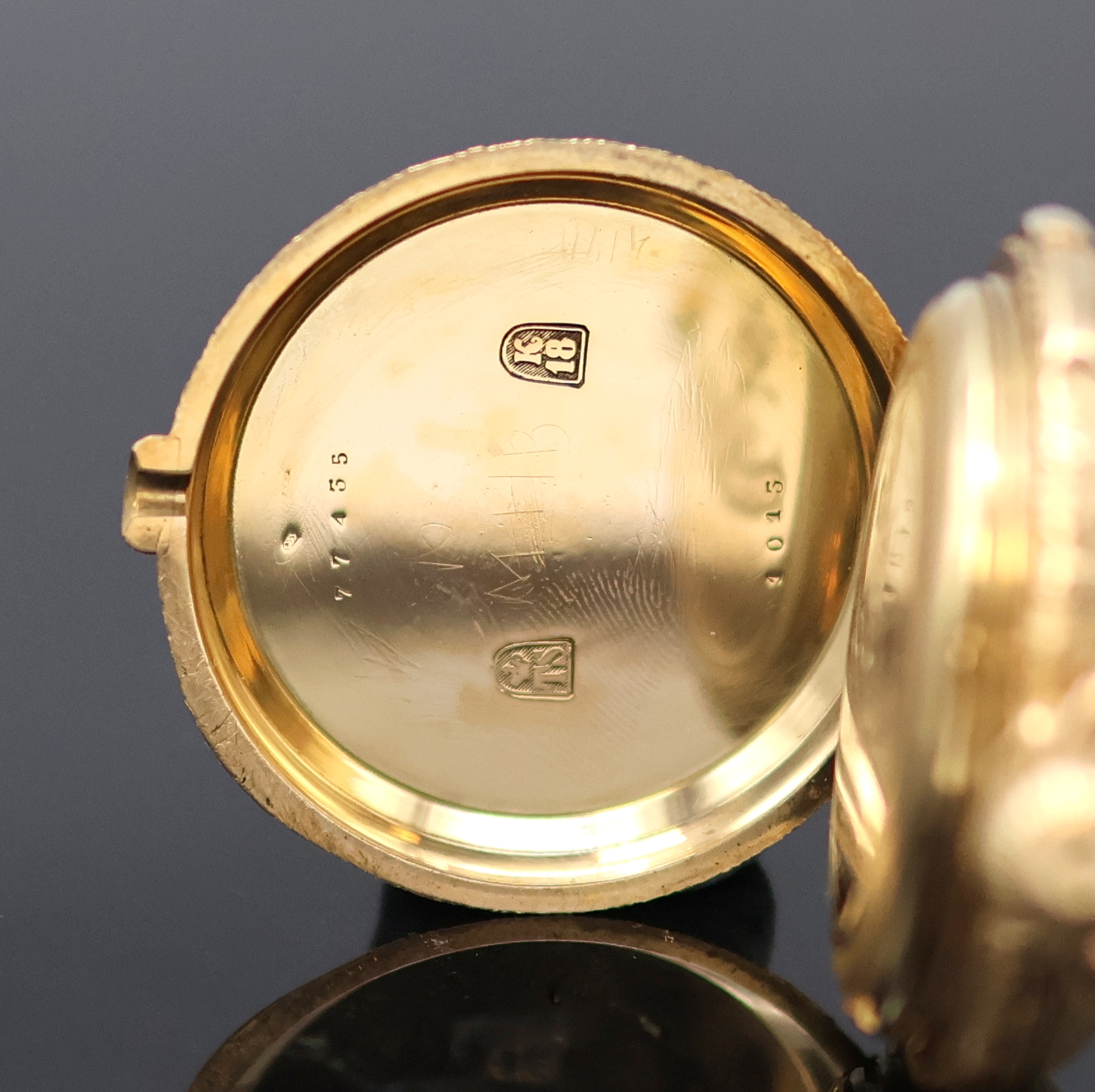 Detail d: P.H. MATHEY schwere Herrensavonette mit Minutenrepetition in RoseG 750/000, Schweiz um 1880, vollständig tief-grav. 3-Deckel Goldgeh. m. à-Goutte ...