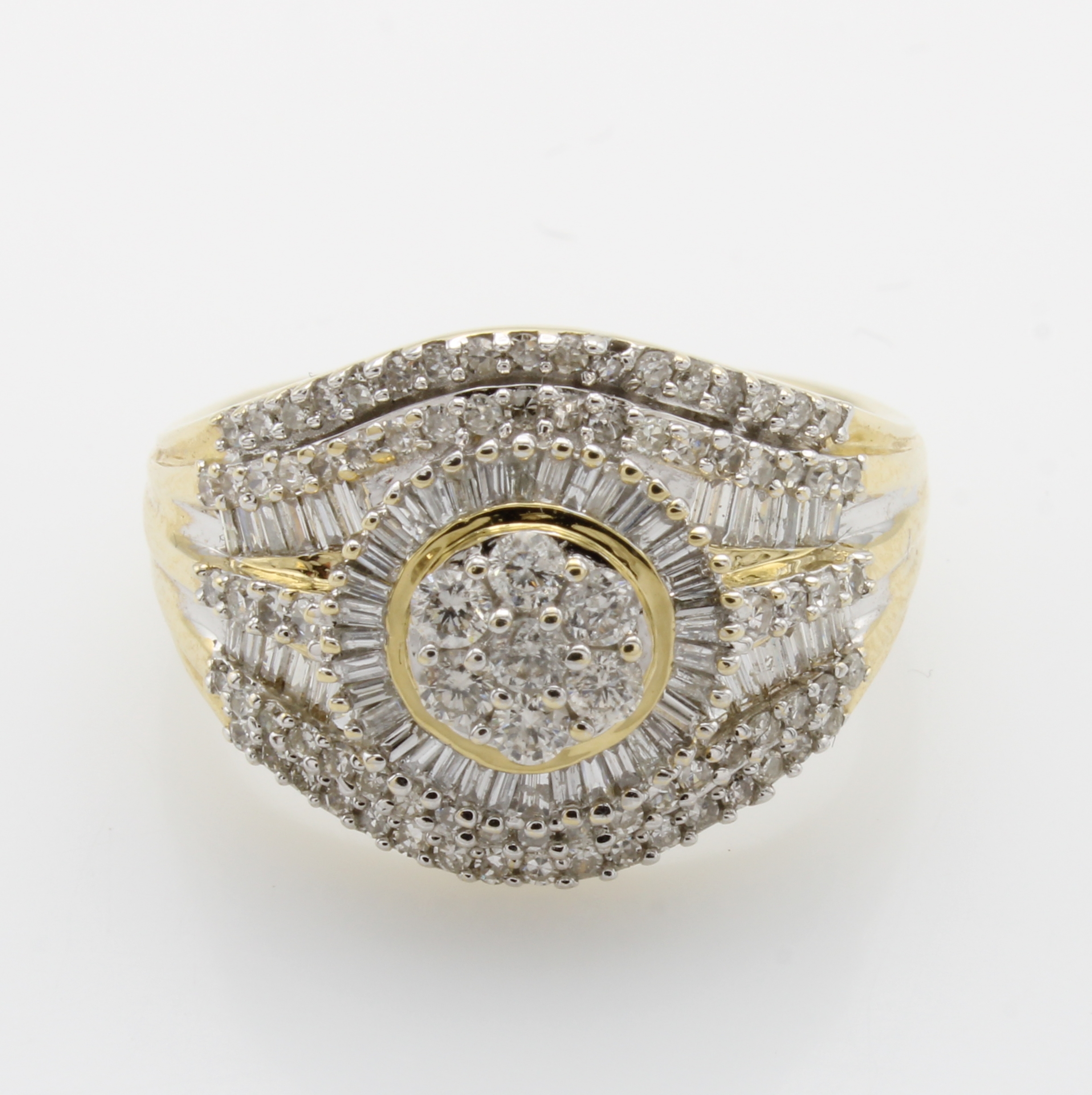 Image 27053074 - Ring mit Diamanten und Brillanten, GG 585/ 000, Diam. im Baguette- u. Trapezschliff und ...