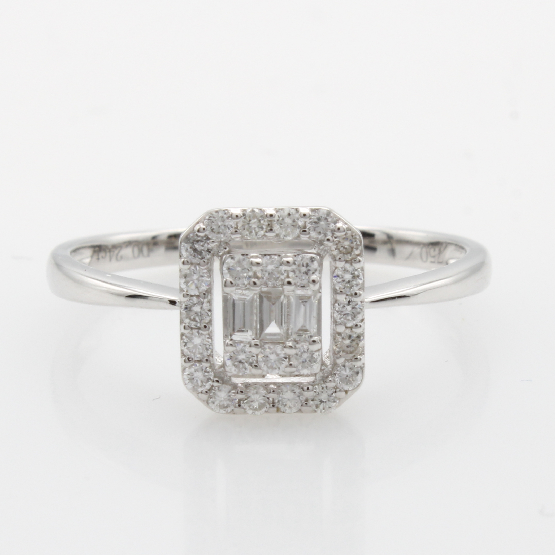 Image 27053078 - Ring mit Diamanten und Brillanten, WG 750/ 000, 3 Diamantbaguettes zus. ca. 0.04 ct u. ...