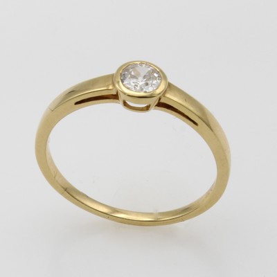 27053077a - Ring mit Diamantsolitär, GG 750/000, Diam. im Altschliff in Zargenfassung ca. 0.31 ct ...