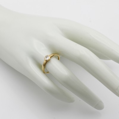 27053077b - Ring mit Diamantsolitär, GG 750/000, Diam. im Altschliff in Zargenfassung ca. 0.31 ct ...