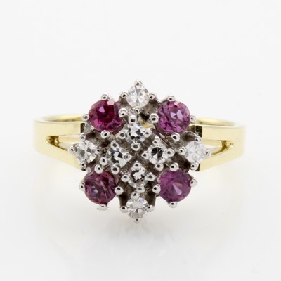 Image Ring mit Rubinen und Brillanten, GG/WG 585/ 000, 4 Rubine zus. ca. 0.60 ct, 8 Brill. ...