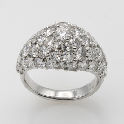 27053087a - Ring mit Brillanten, WG 750/000, Ringkopf spitz zulaufend, Brill. zus. ca. 3.60 ct ...
