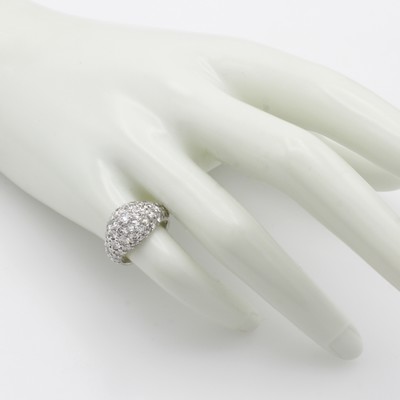 27053087c - Ring mit Brillanten, WG 750/000, Ringkopf spitz zulaufend, Brill. zus. ca. 3.60 ct ...