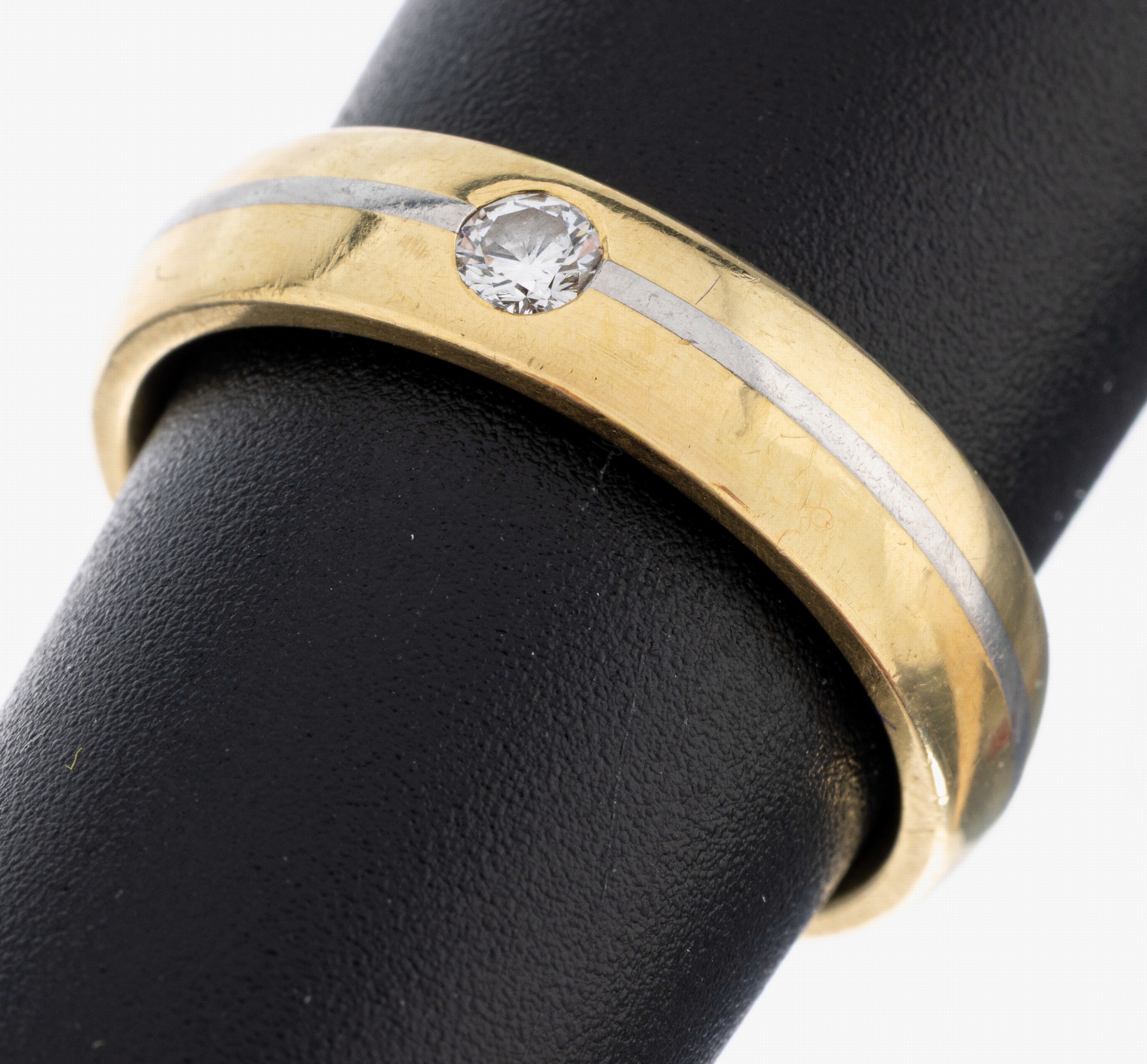 Image 27053133 - 18 kt Gold und Platin Brillant-Ring, GG 750/000 und Pt 950, Brillant 0.10 ct feines ...