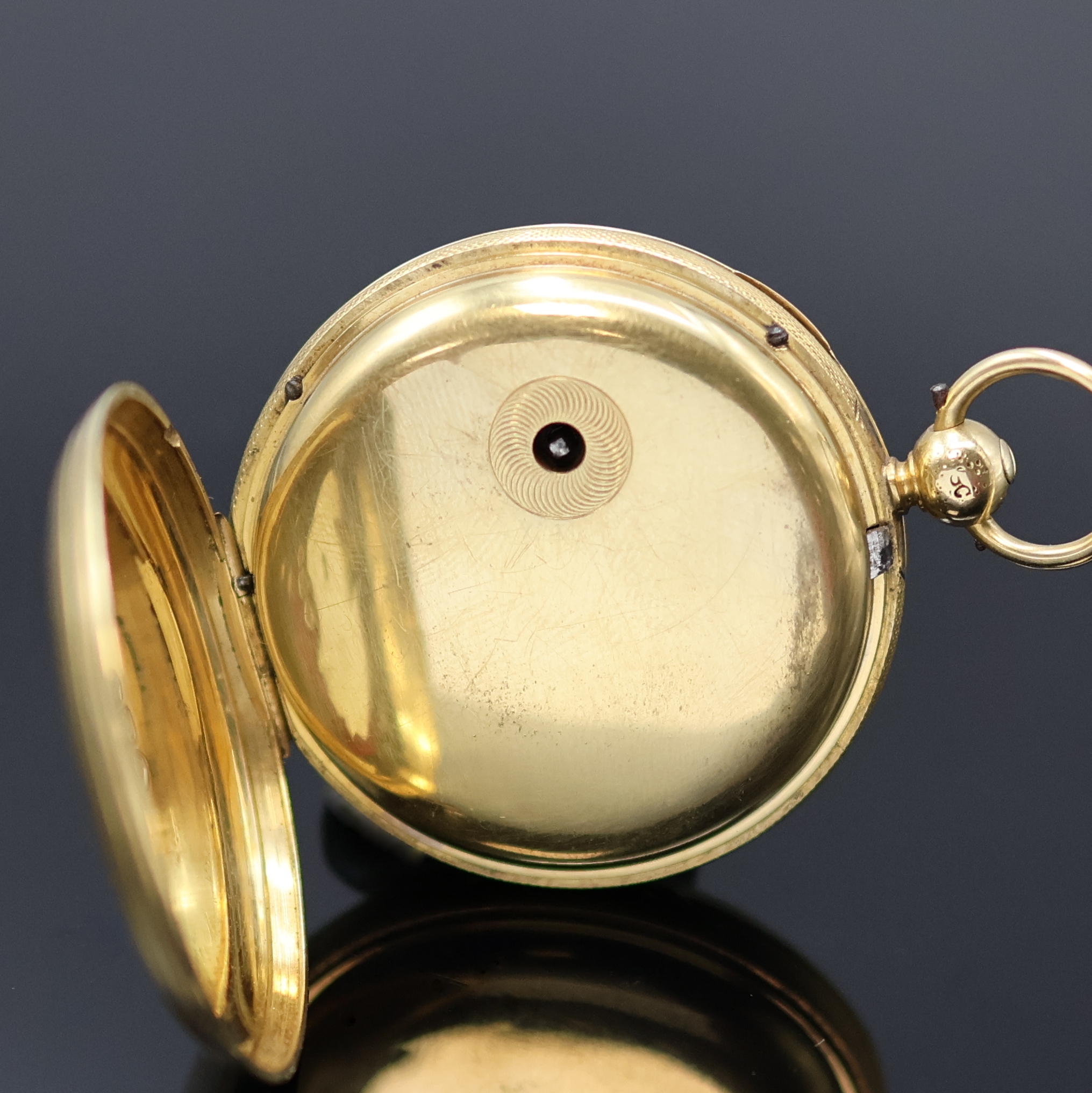 Detail c: Offene GG 750/000 Spitzzahnanker- Herrentaschenuhr Nr. 4716, Hallmark London 1837, guill. Geh. ber., guill. Rand, Emailzifferbl. riss., kl. Sek. bei ...