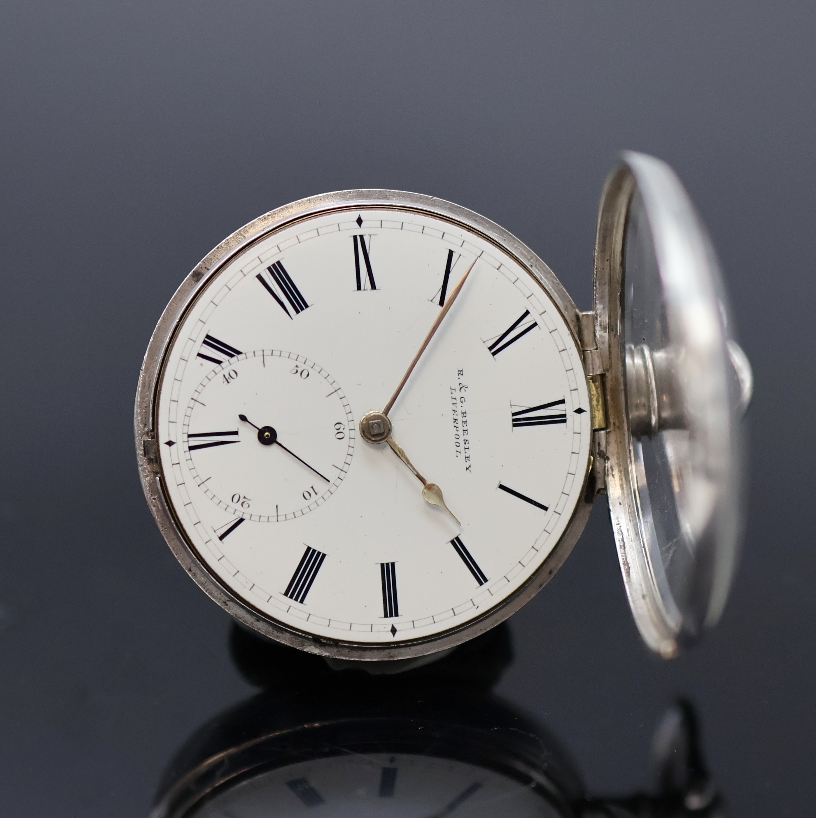 Detail b: BEESLEY Liverpool schwere Ankertaschenuhr im Sterlingsilber Doppelgehäuse, Hallmark London 1840, glatte Geh., Emailzifferbl. riss., kl. Sek. bei 6, ...