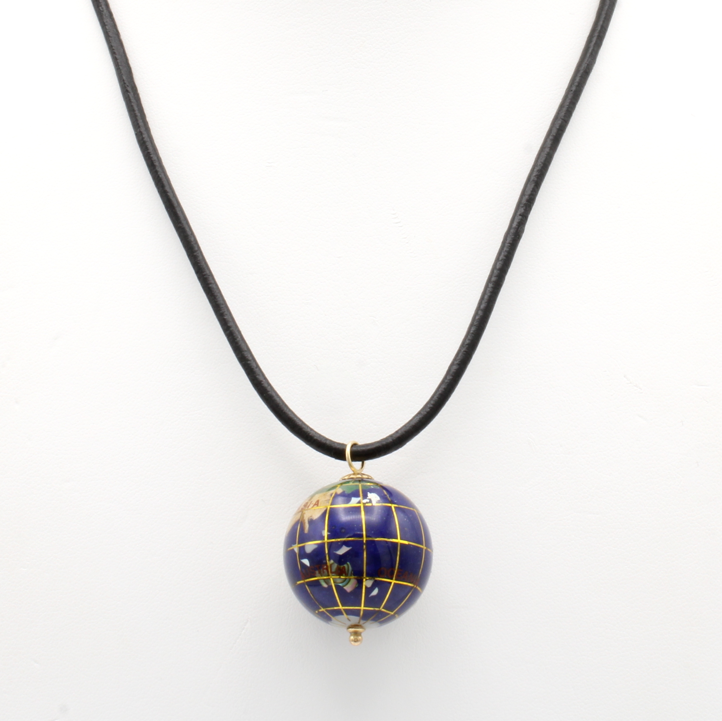 Image 27053414 - Lapislazulianhänger an Kunststoffkette, Weltkugel, D. ca. 25 mm, L. ca. 46 cm