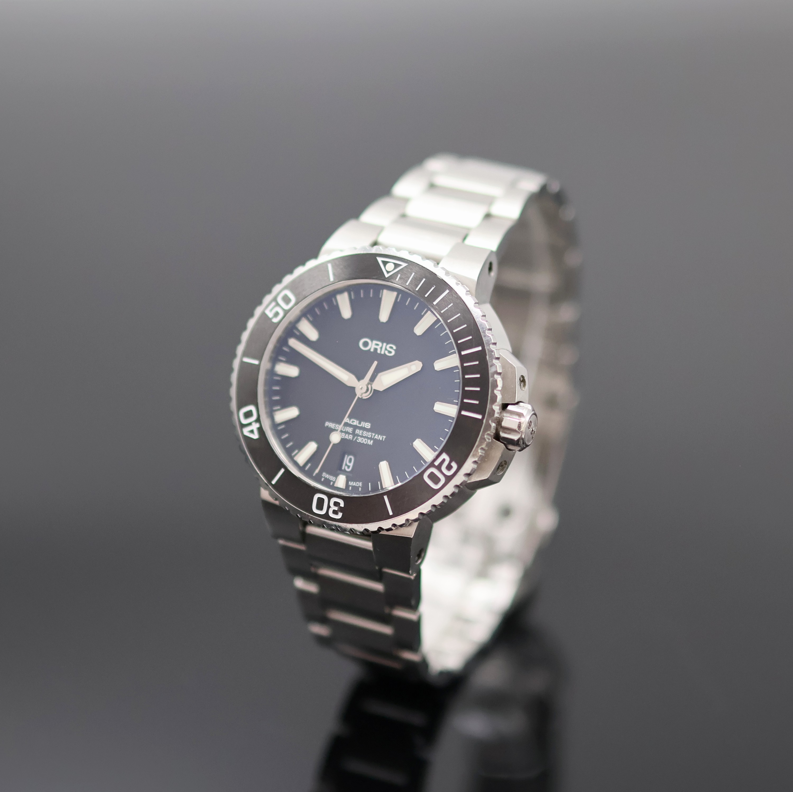 Image 27053745 - ORIS Herrenarmbanduhr Aquis Referenz 7732, Automatik, Schweiz um 2015, beids. vergl. ...