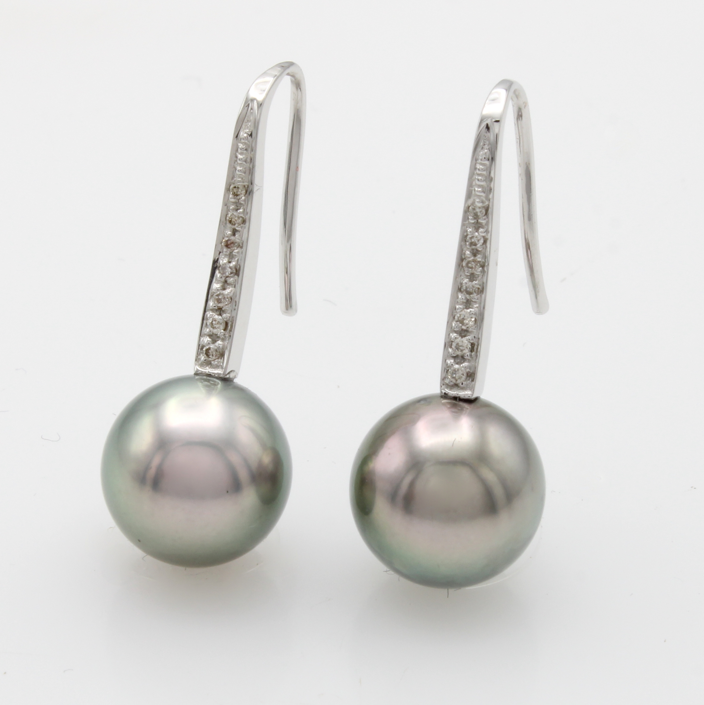 Image 27054057 - Paar Ohrgehänge mit Tahitiperlen und Diamanten, WG 585/000, Diam. zus. ca. 0.09 ct ...