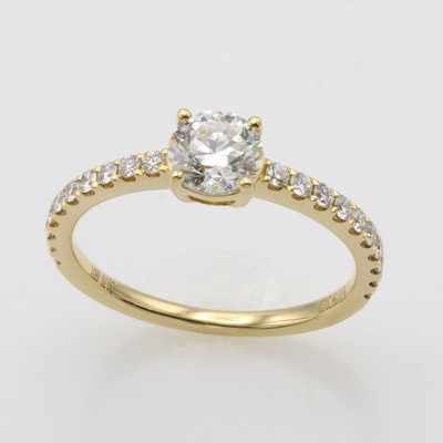 27054078a - Ring mit Brillanten, GG 750/000, Mittelstein ca. 0.70-0.72 ct feines Weiß/si1 (mit ...