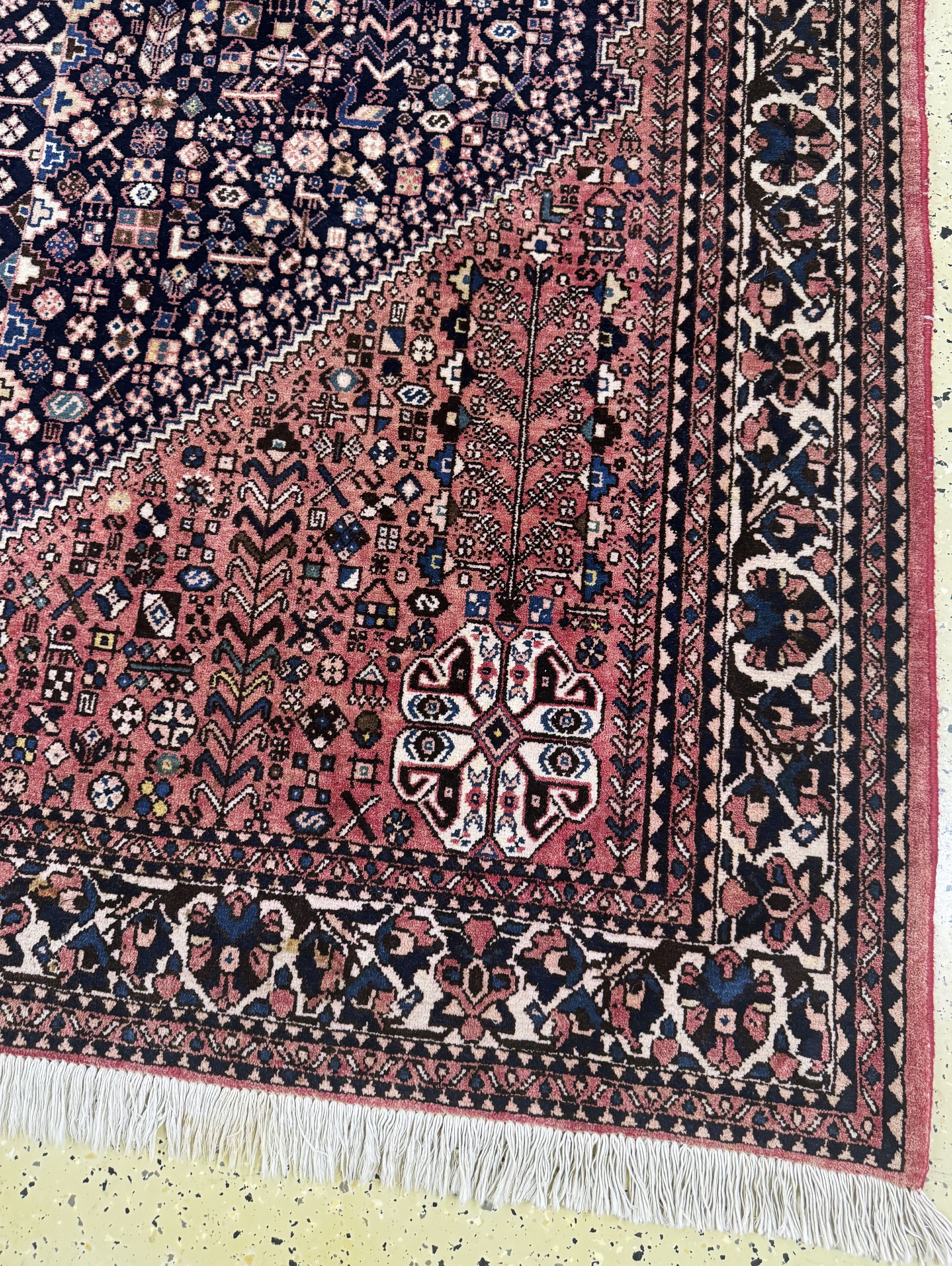 Detail a: Abadeh, Persien, Ende 20.Jhd, Wolle auf Baumwolle, ca. 305 x 200 cm, verblasst, EHZ: 2