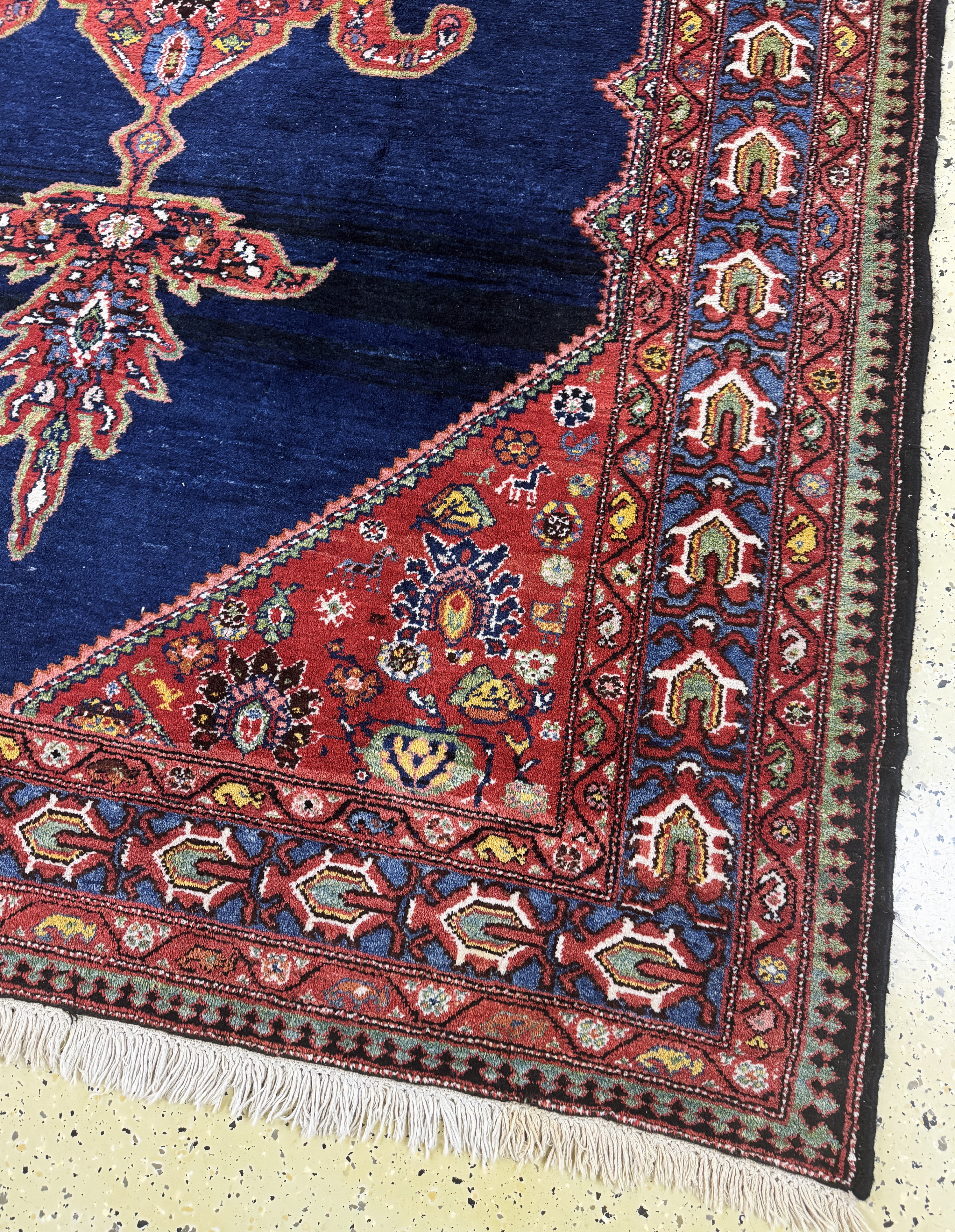 Detail a: Lilian alt, Persien, Anfang 20.Jhd, Wolle auf Baumwolle, ca. 316 x 190 cm, EHZ: 2