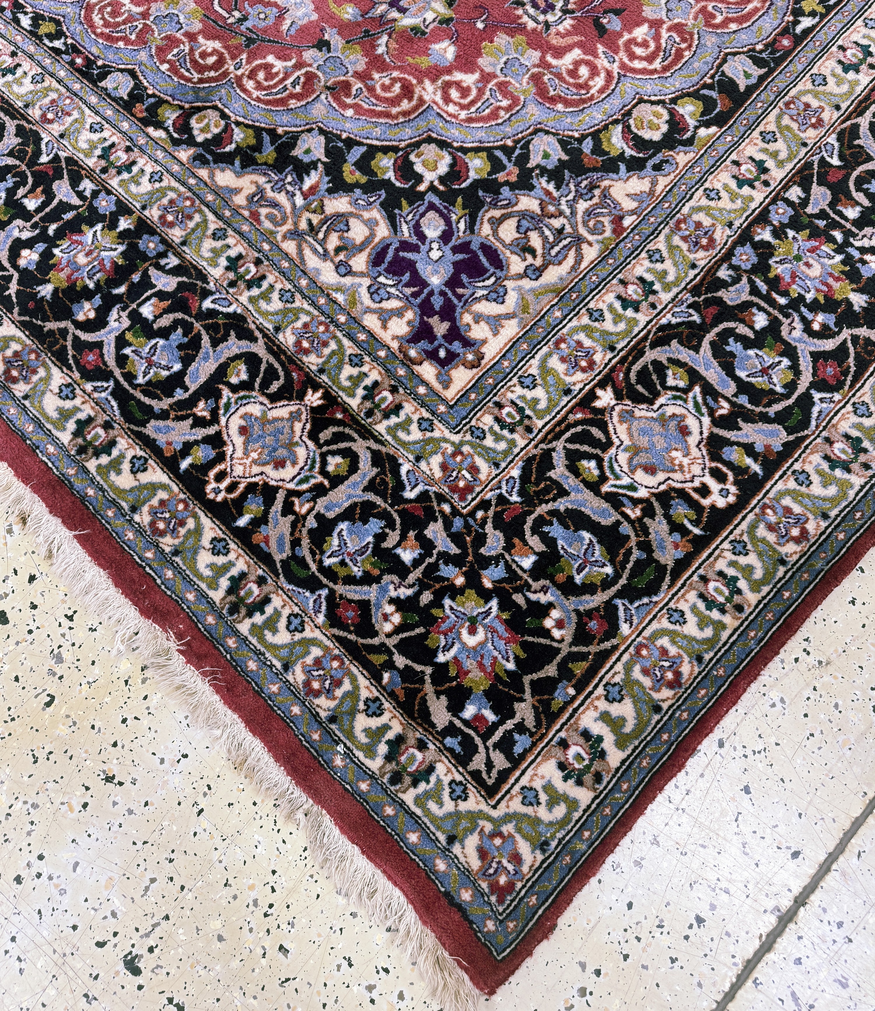 Detail d: Mesched, Persien, Ende 20.Jhd, Wolle mit Seide, ca. 353 x 247 cm, EHZ: 2