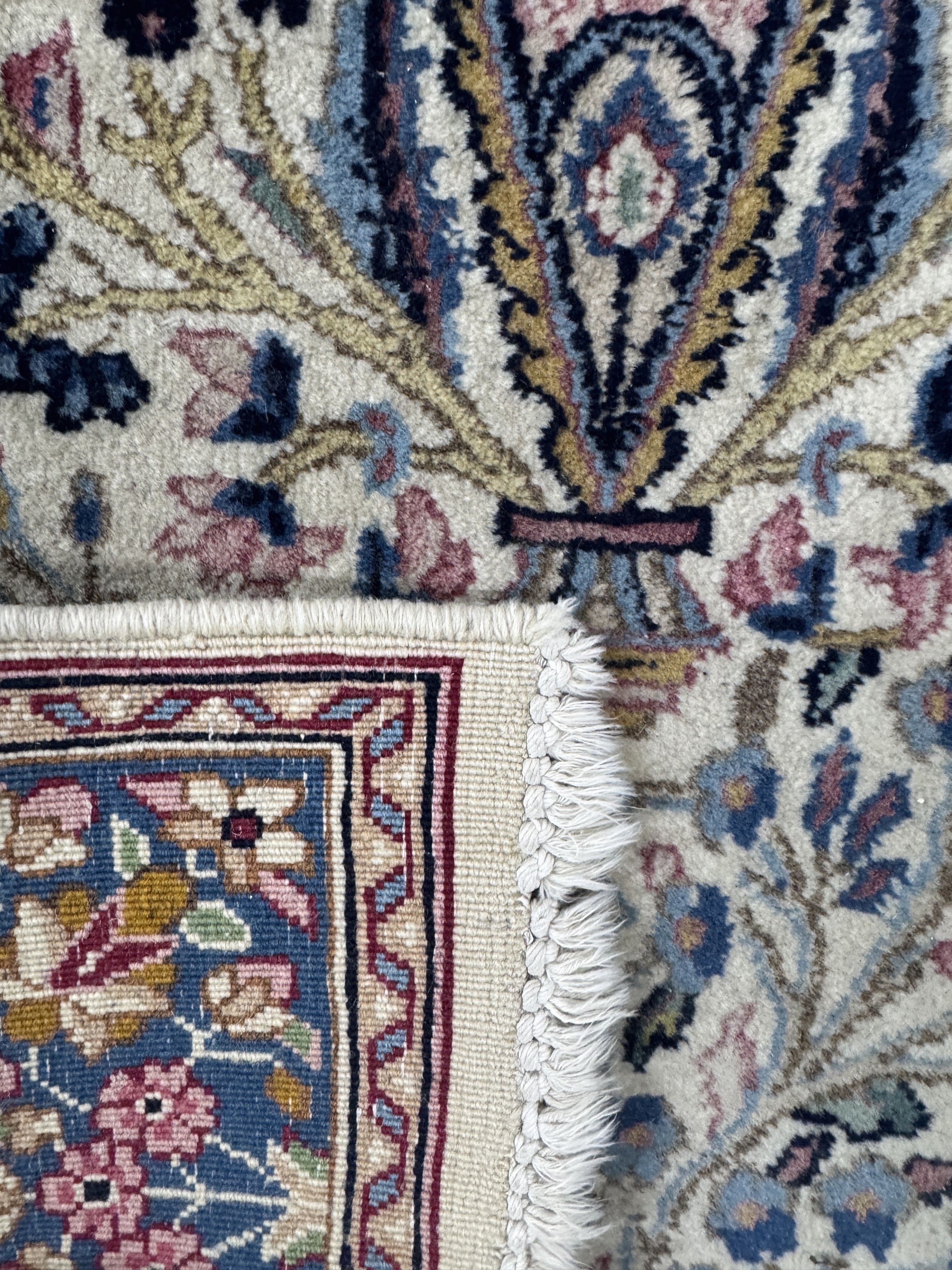 Detail d: 2 Lots Kerman fein, Persien, Ende 20.Jhd, Wolle auf Baumwolle, ca. 154 x 90 cm, Reinigungsbedürftig, EHZ: 2