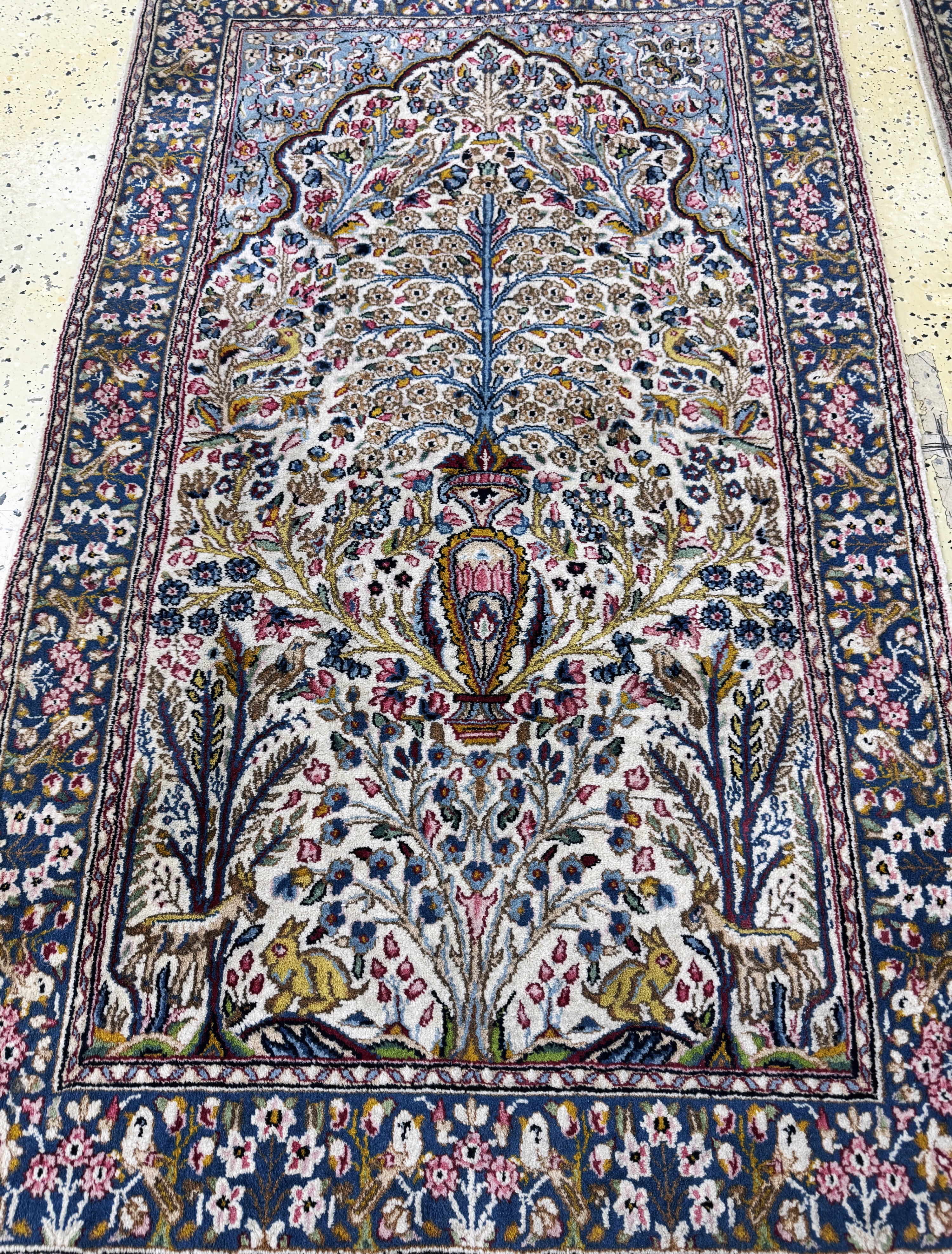 Detail g: 2 Lots Kerman fein, Persien, Ende 20.Jhd, Wolle auf Baumwolle, ca. 154 x 90 cm, Reinigungsbedürftig, EHZ: 2