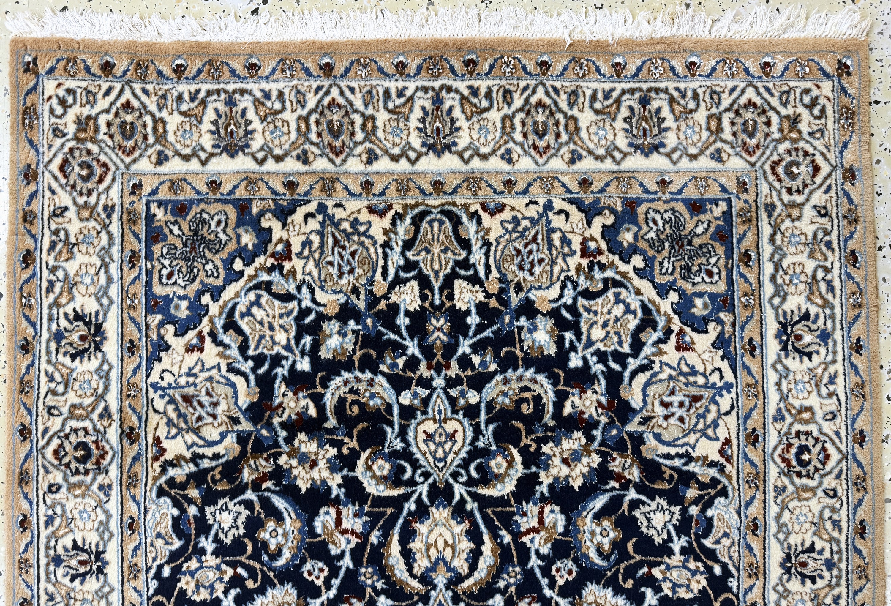 Detail a: Nain fein(9 La), Persien, Mitte 20.Jhd, Korkwolle mit Seide, ca. 192 x 120 cm, ca. 500.000 Kn/qm, gereinigt, EHZ: 2