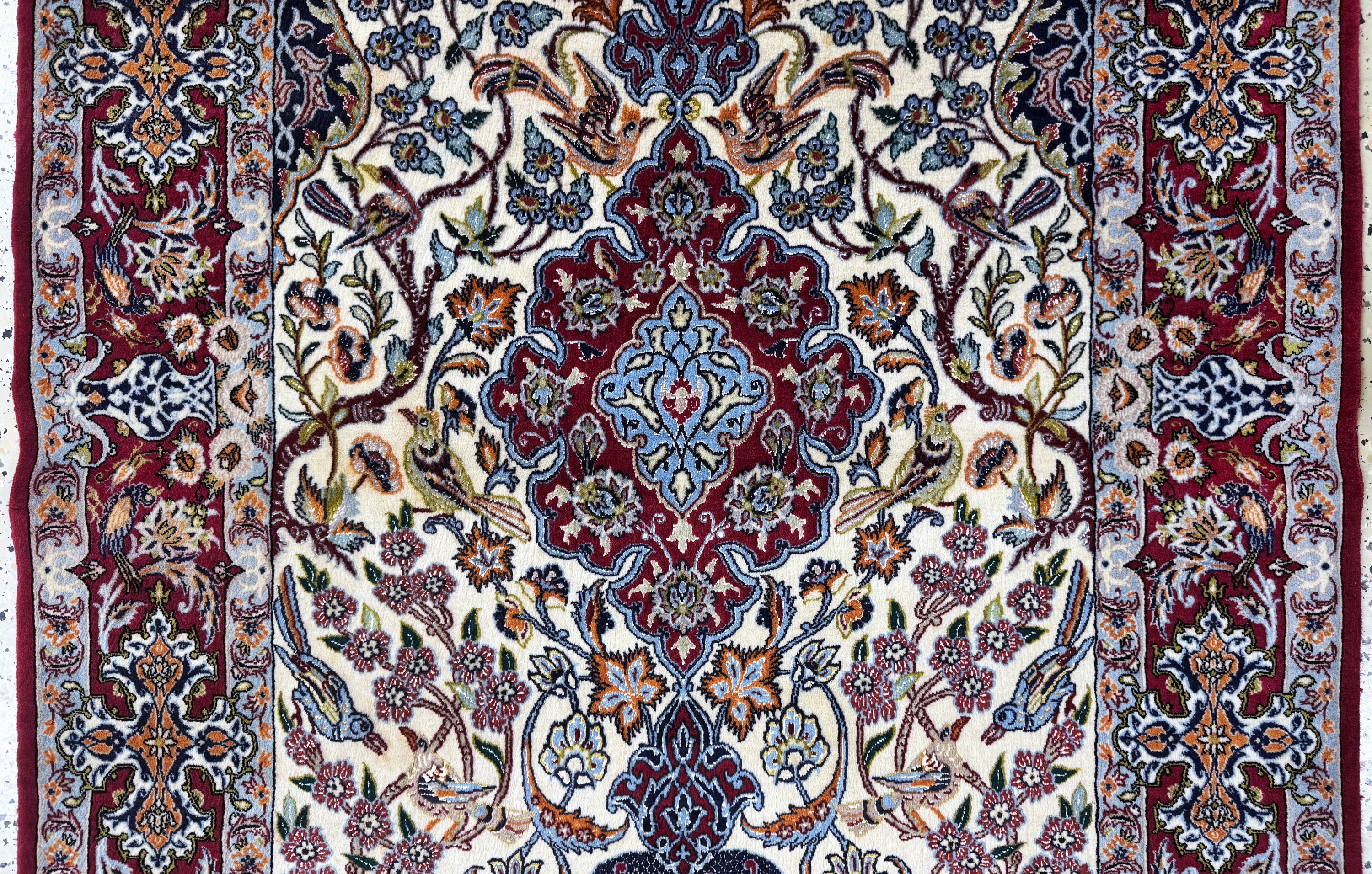 Detail b: Esfahan fein, Persien, Ende 20.Jhd, Korkwolle mit und auf Seide, ca. 167 x 108 cm,ca. 1,0 Mio. Kn/qm, gereinigt, EHZ: 2