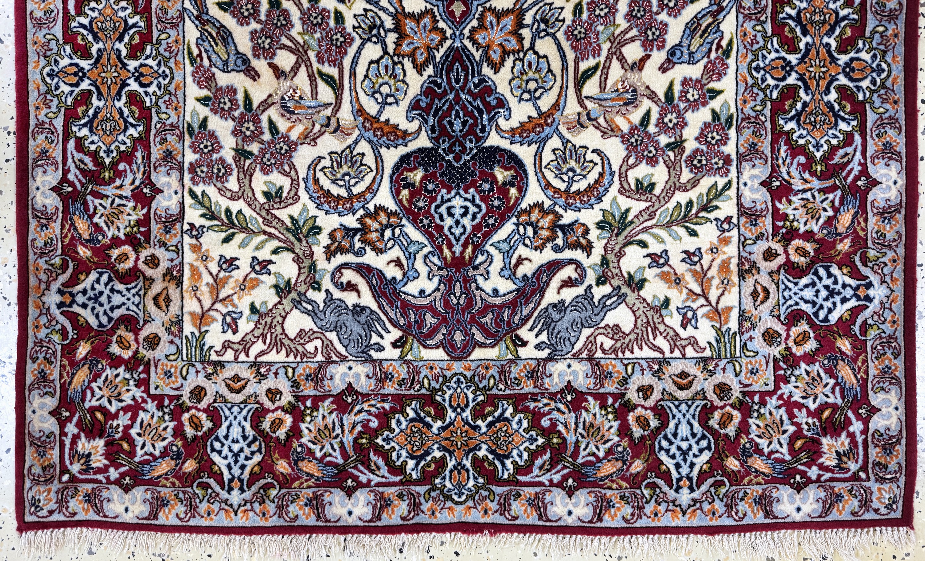Detail c: Esfahan fein, Persien, Ende 20.Jhd, Korkwolle mit und auf Seide, ca. 167 x 108 cm,ca. 1,0 Mio. Kn/qm, gereinigt, EHZ: 2