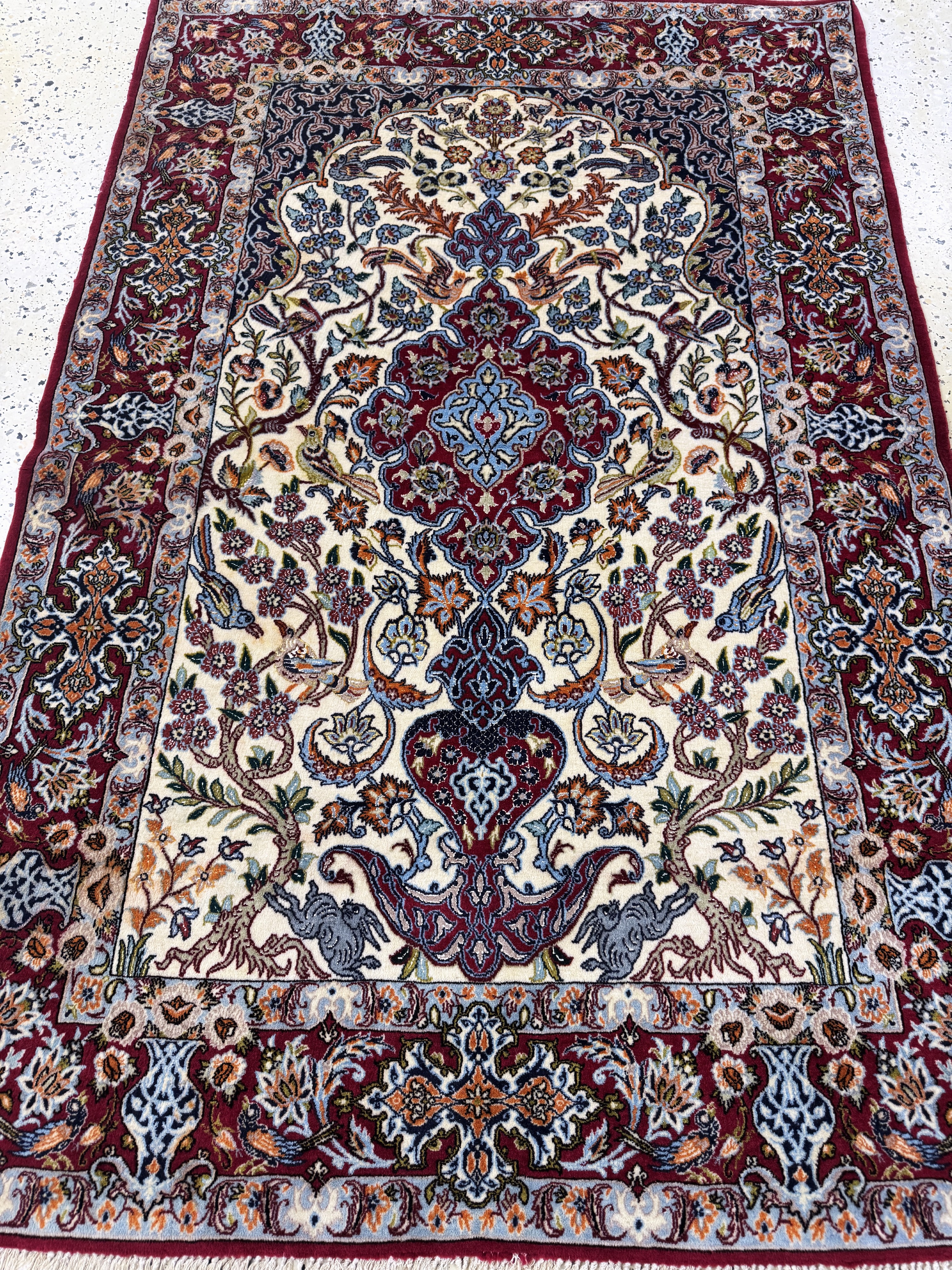Detail e: Esfahan fein, Persien, Ende 20.Jhd, Korkwolle mit und auf Seide, ca. 167 x 108 cm,ca. 1,0 Mio. Kn/qm, gereinigt, EHZ: 2